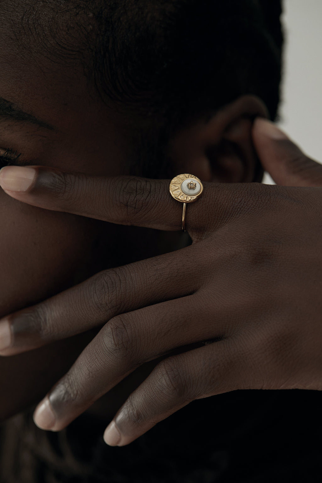 Sunburst Circle Star Crystal Ring