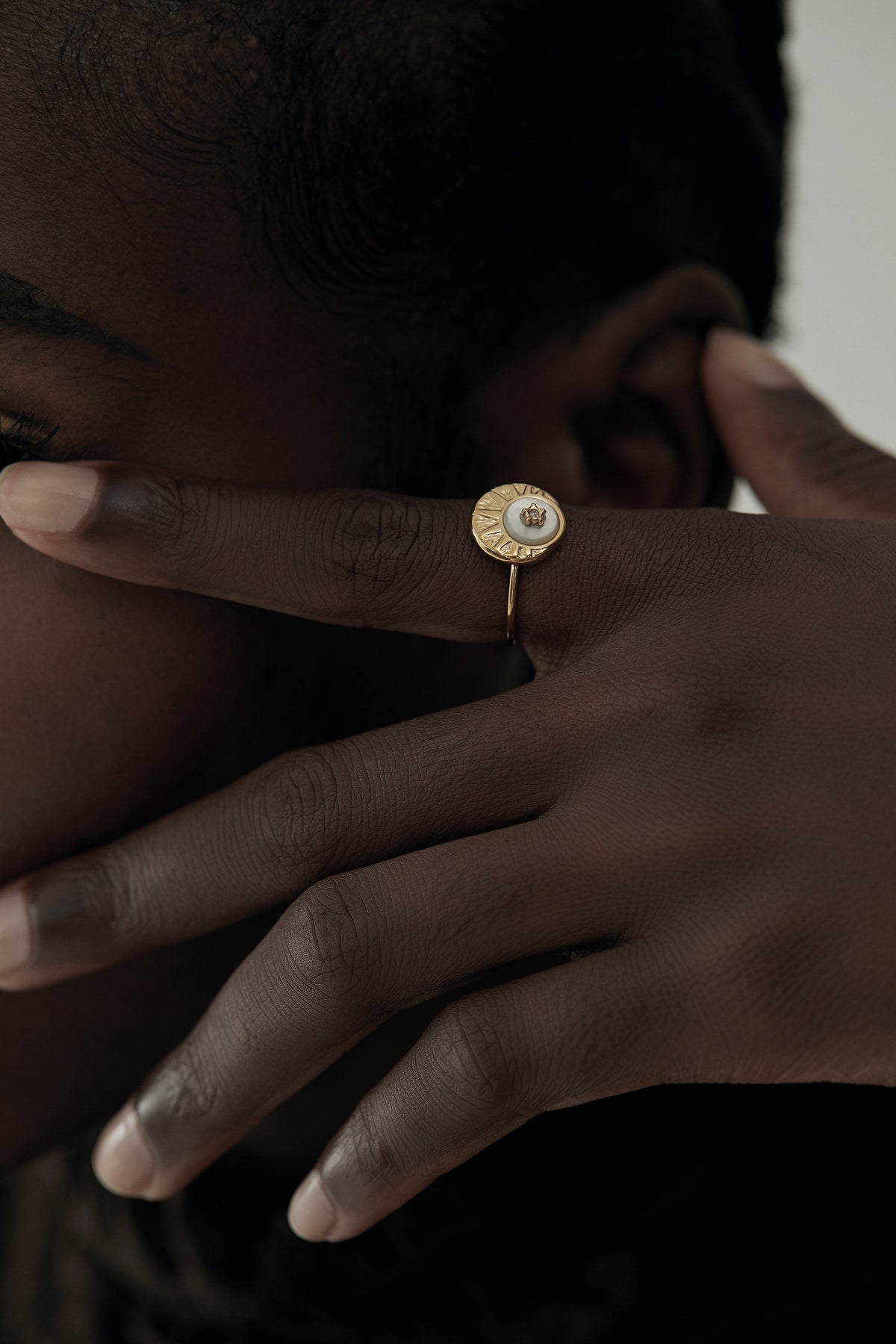 Sunburst Circle Star Crystal Ring