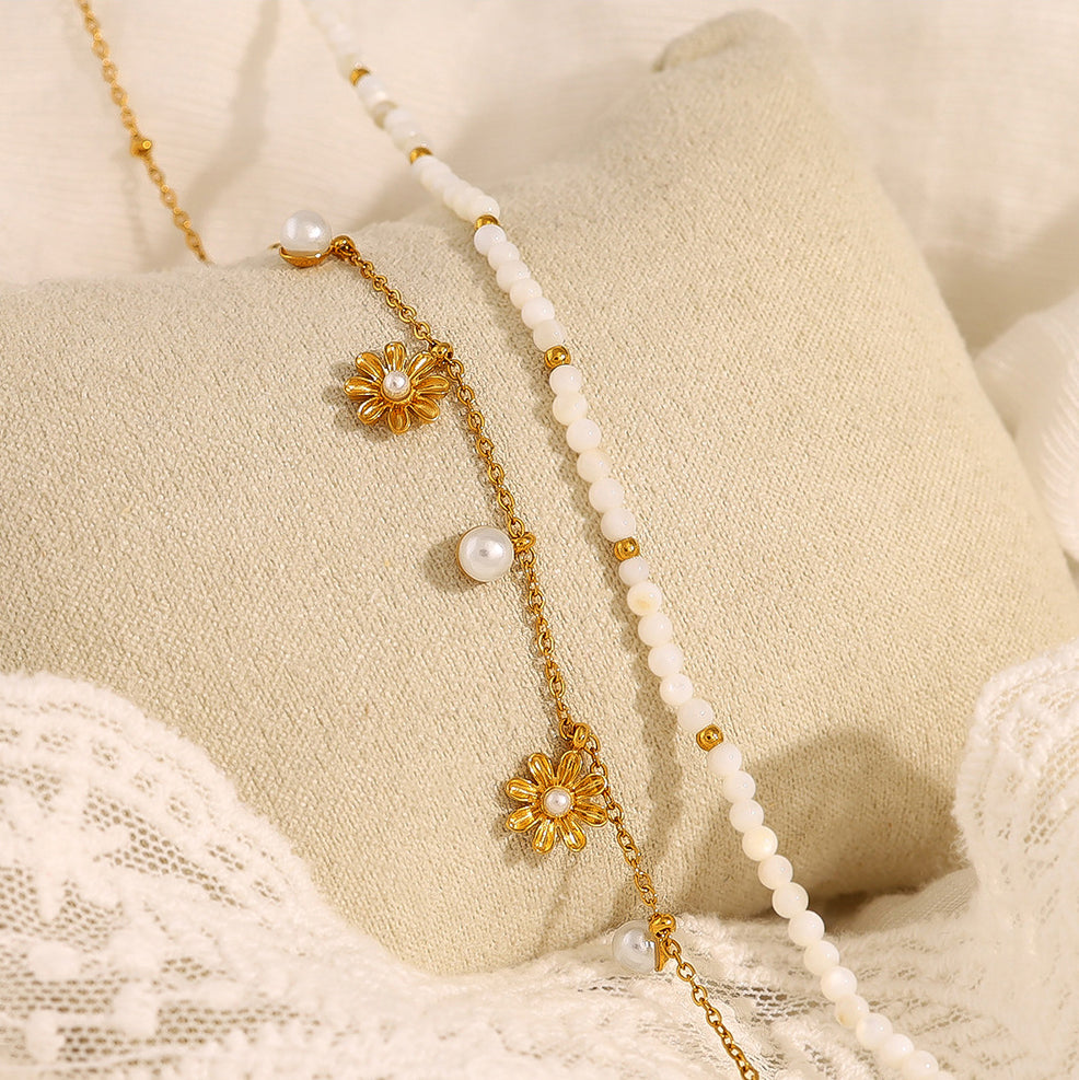 Daisy Pearl Layering Necklace