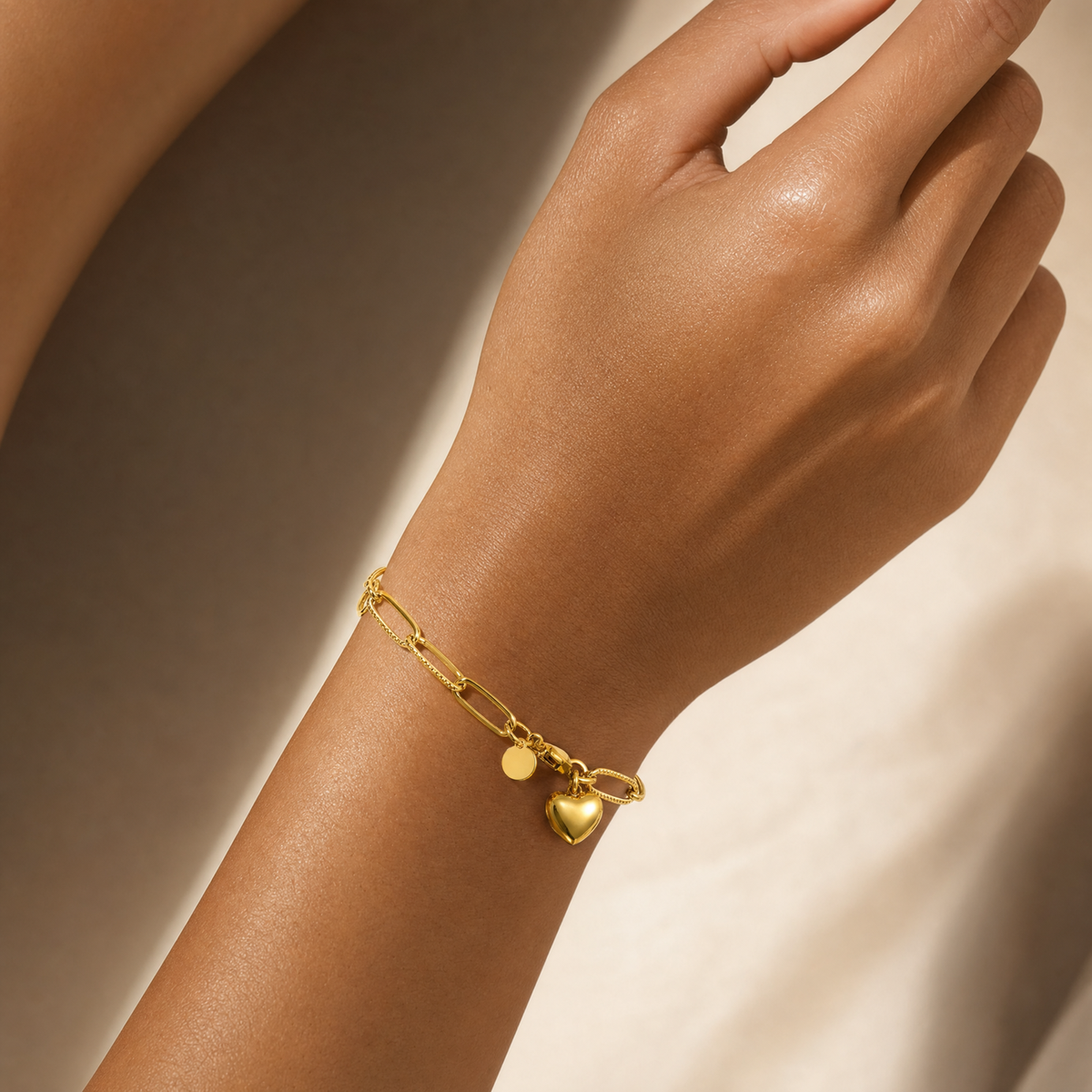 Textured Paperclip Heart Charm Bracelet, 18K Gold Plated Adjustable Chain