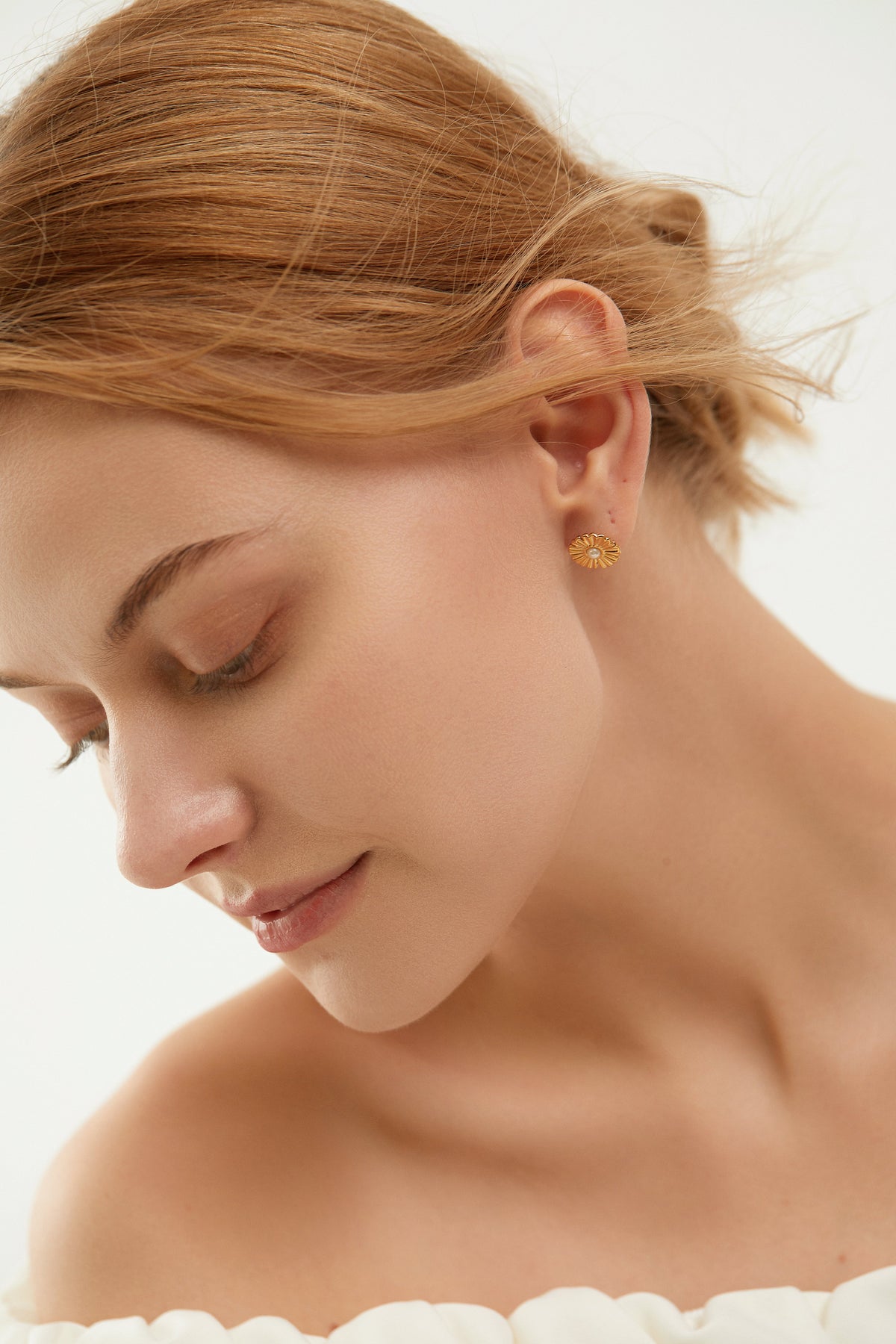 Tiny Pearl Sun Flower Stud Earrings, Petite 1.2cm