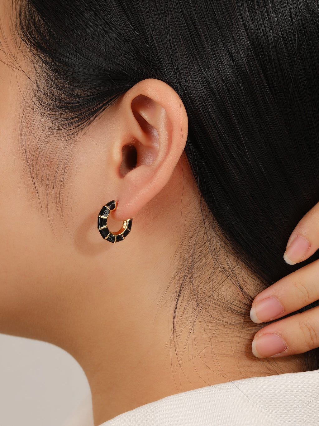 Enamel Gold Hoop Earrings, Compact Vintage 2cm