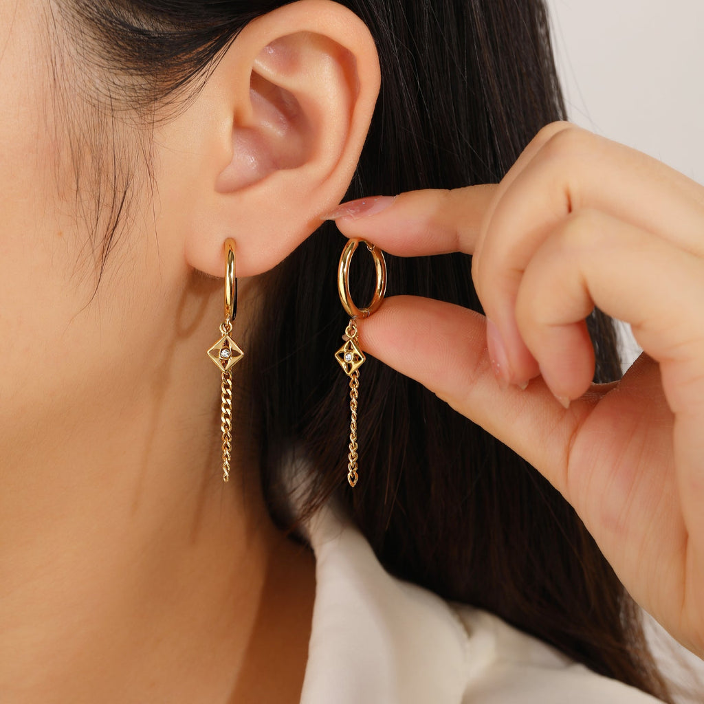 Vintage Link Gold Dangle Drop Hoop Earrings