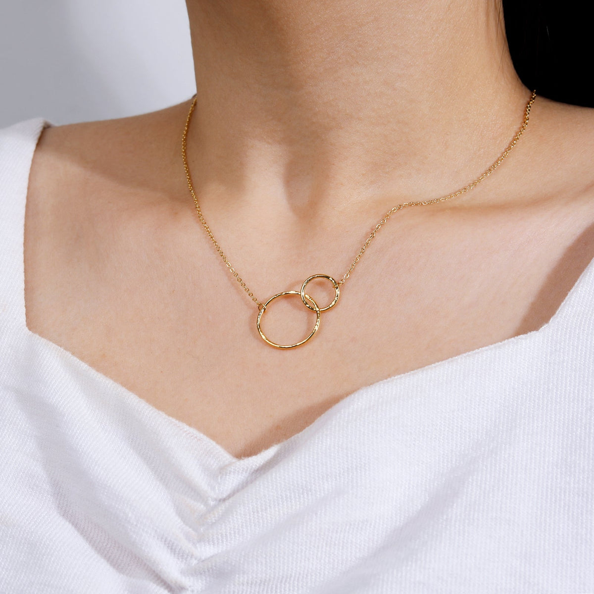 Hammered Open-Circle Pendant Necklace