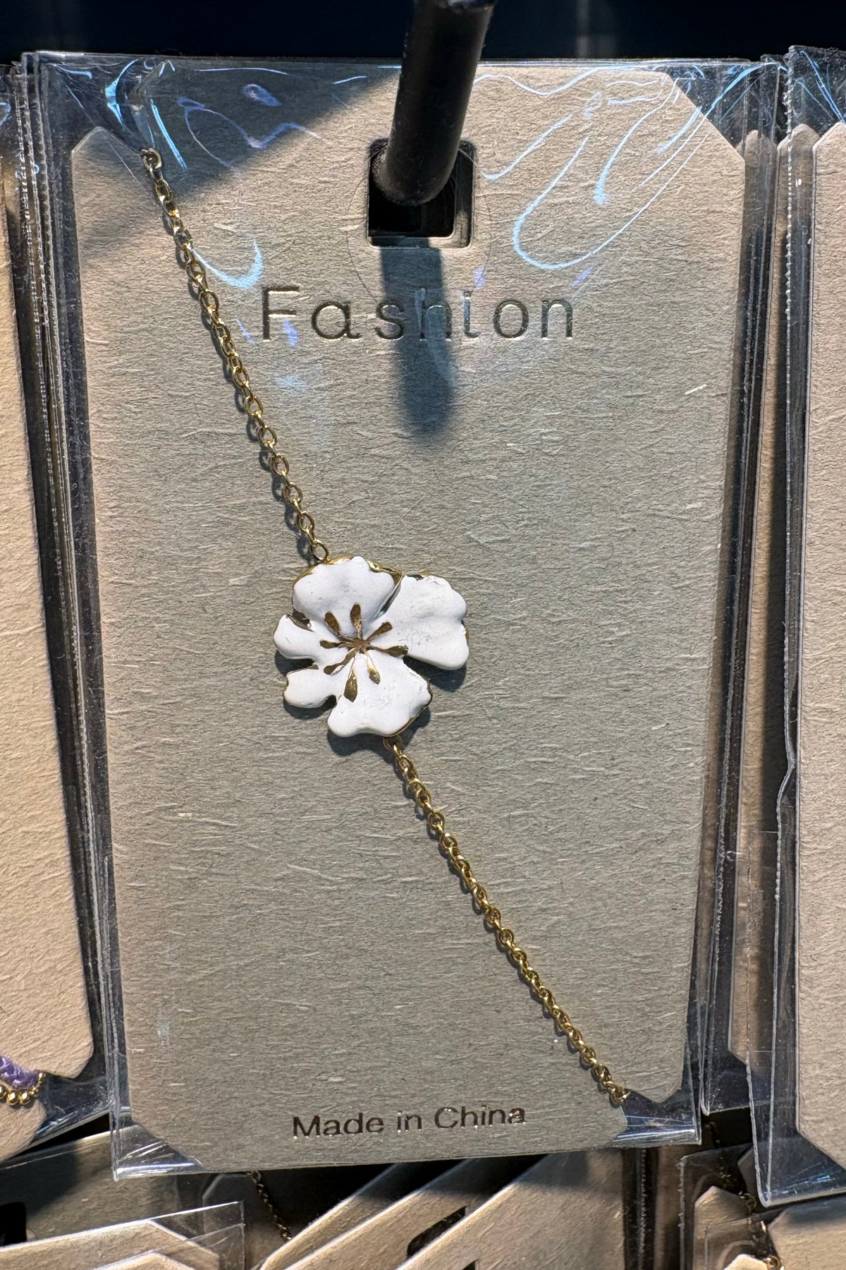 White Flower Chain Bracelet - D-bracelets-0268