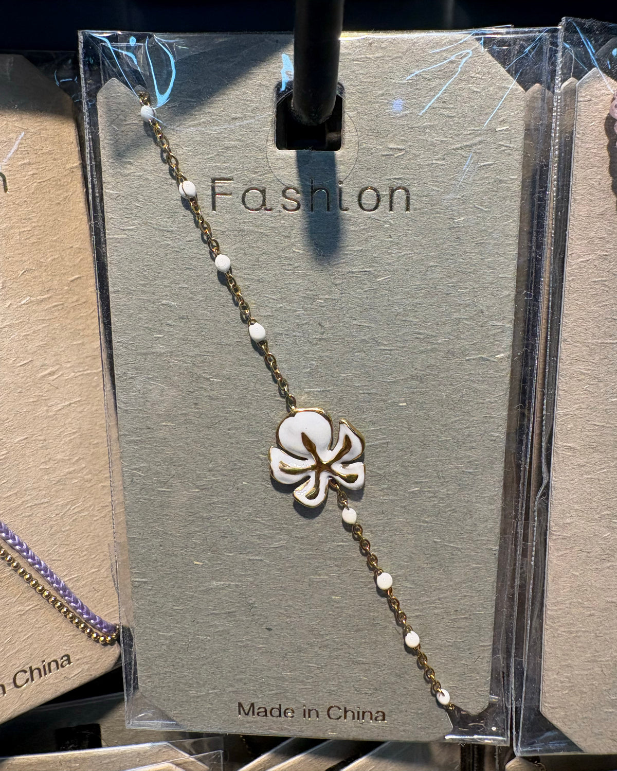 White Swirl Flower Bracelet - D-bracelets-0270