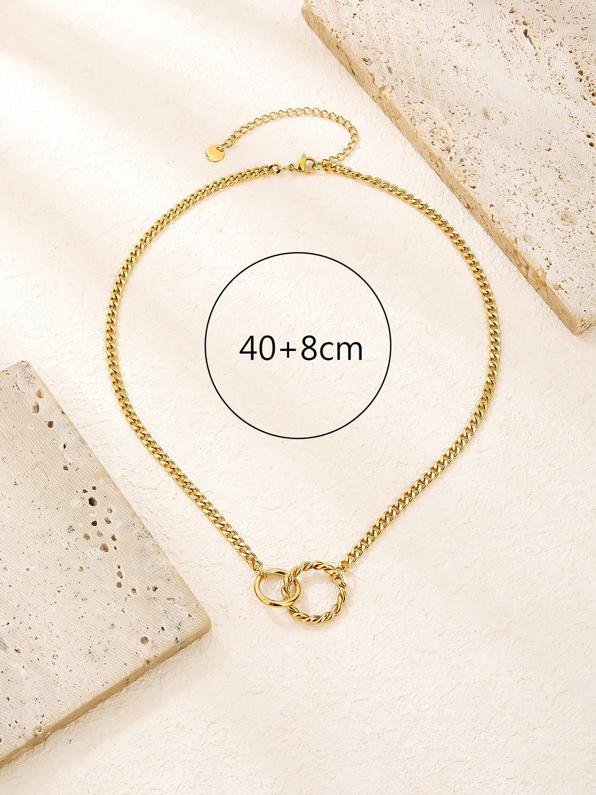 Interlocking Twisted-Ring Curb Necklace