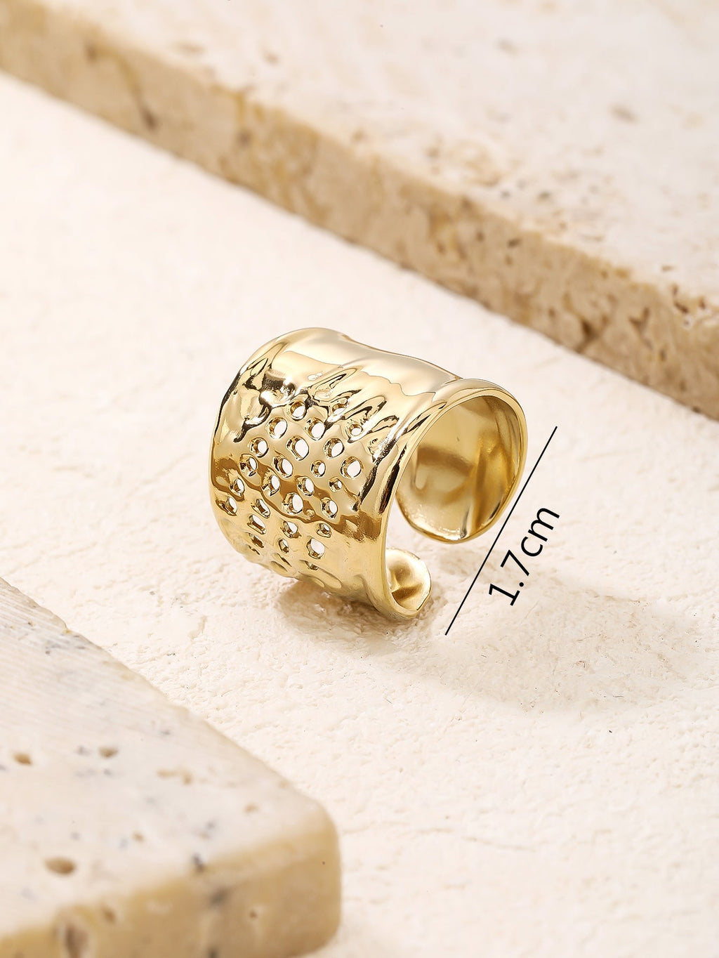 Perforated Geometric Cutout Ring