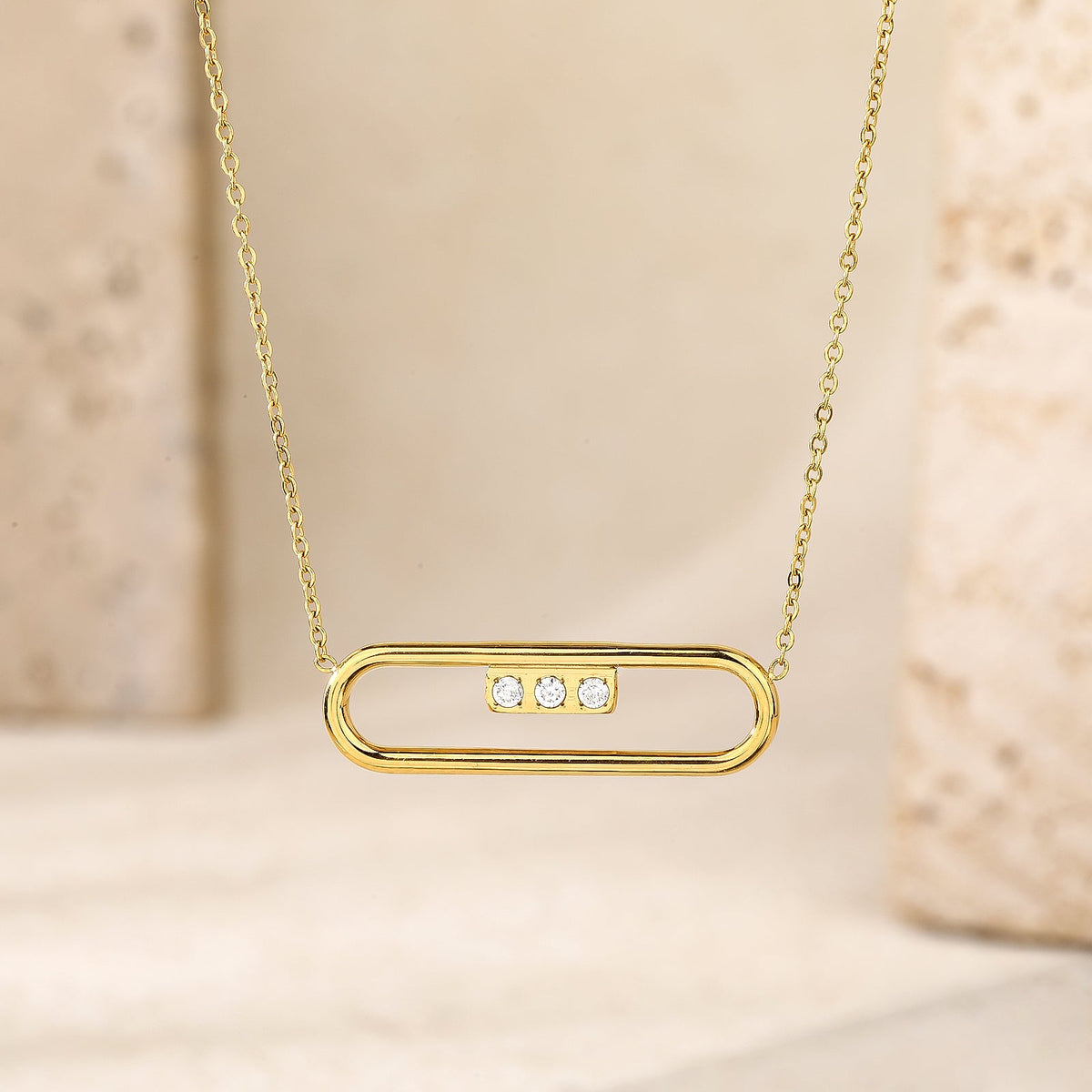 Interlocking Circle CZ Pendant Necklace
