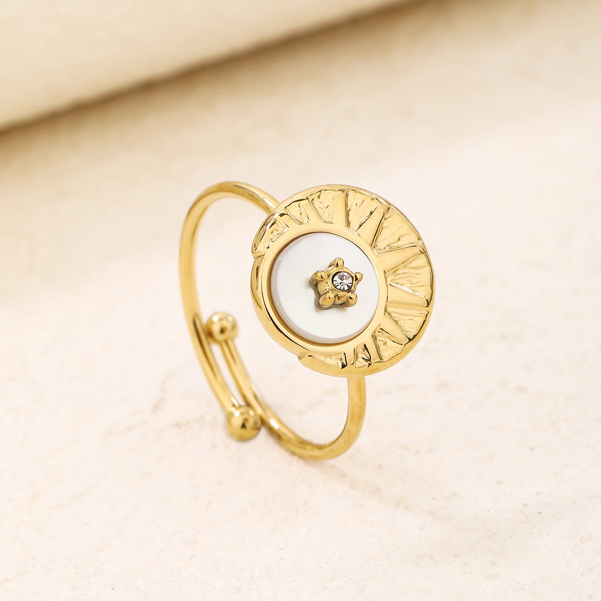Sunburst Circle Star Crystal Ring
