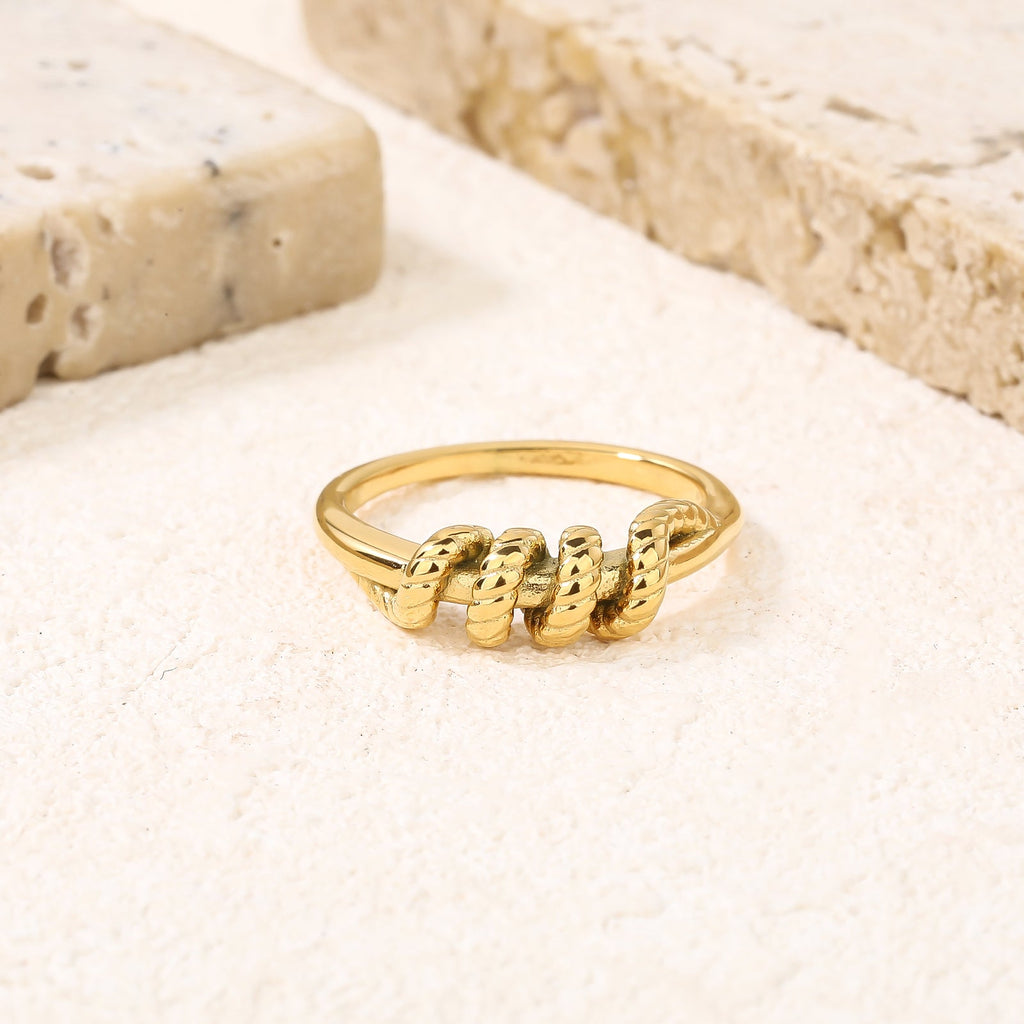 Slim Knot Signet Ring