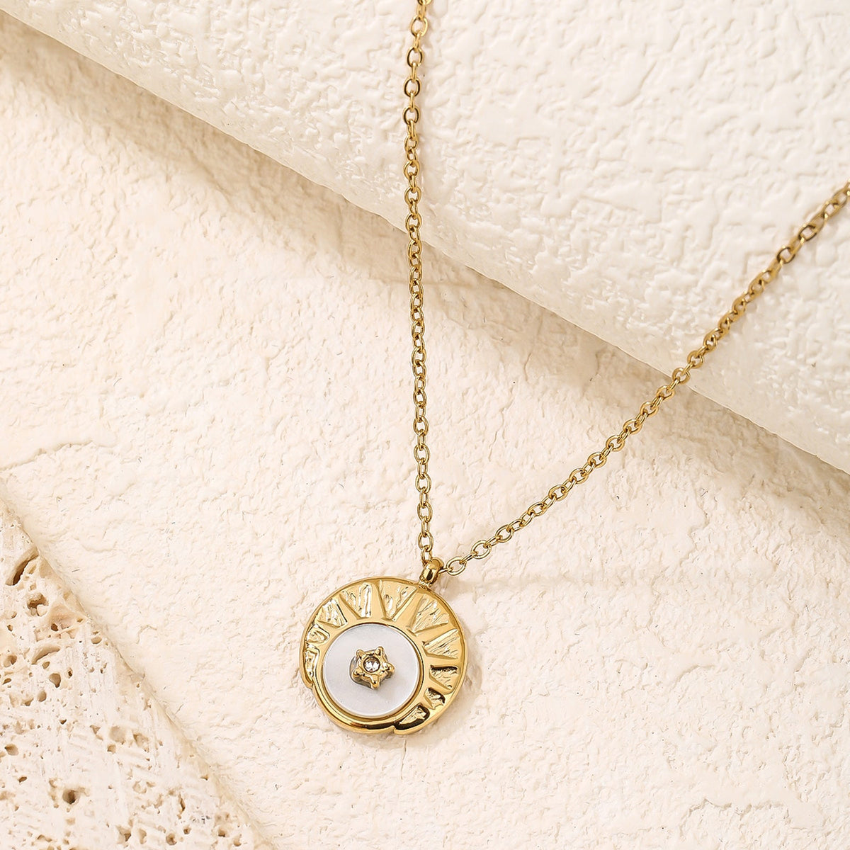 Star-Stone Block Pendant Necklace