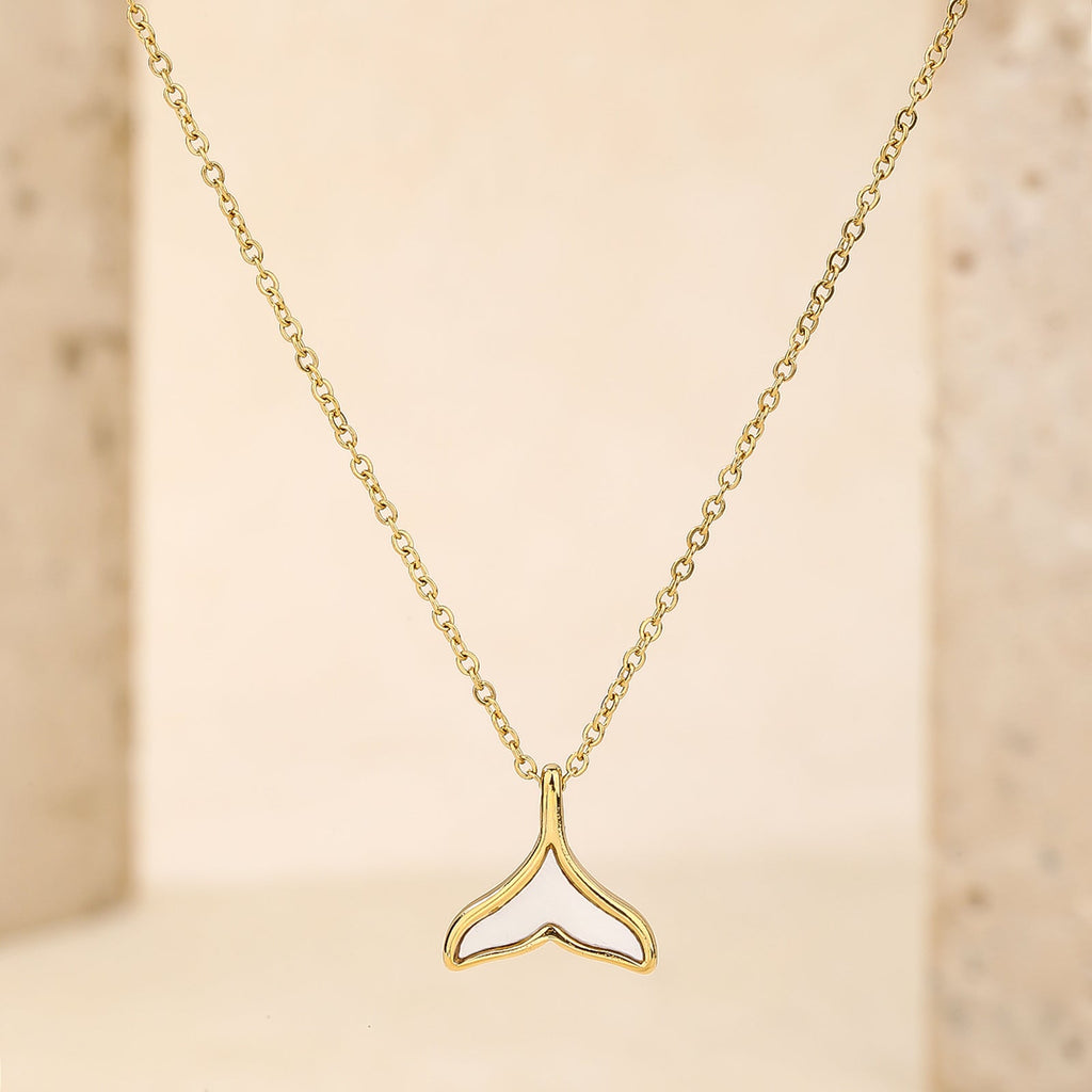 White Shell Fishtail Pendant Choker