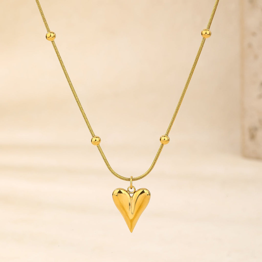 Classic Heart Pendant Choker Necklace