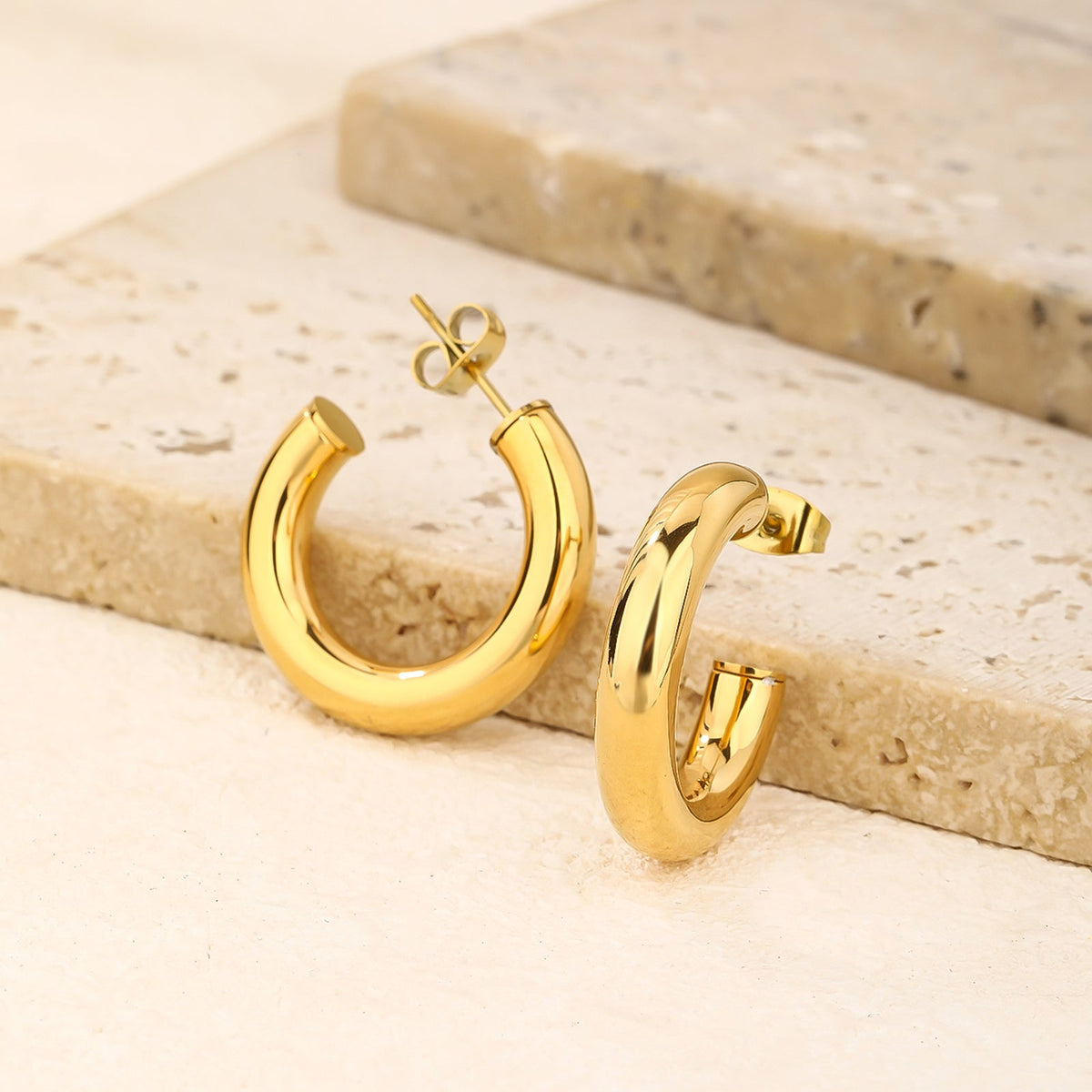 Durable Chunky Hoop Earrings, Day-to-Night 2.5cm