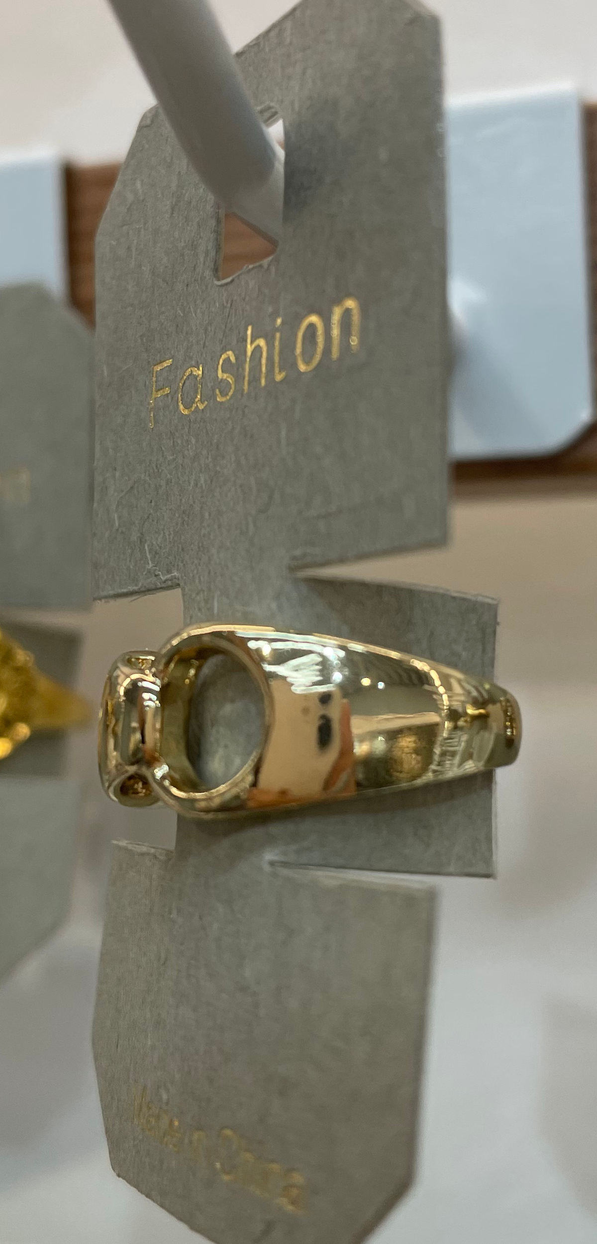 Buckle Link Ring - W1-0012