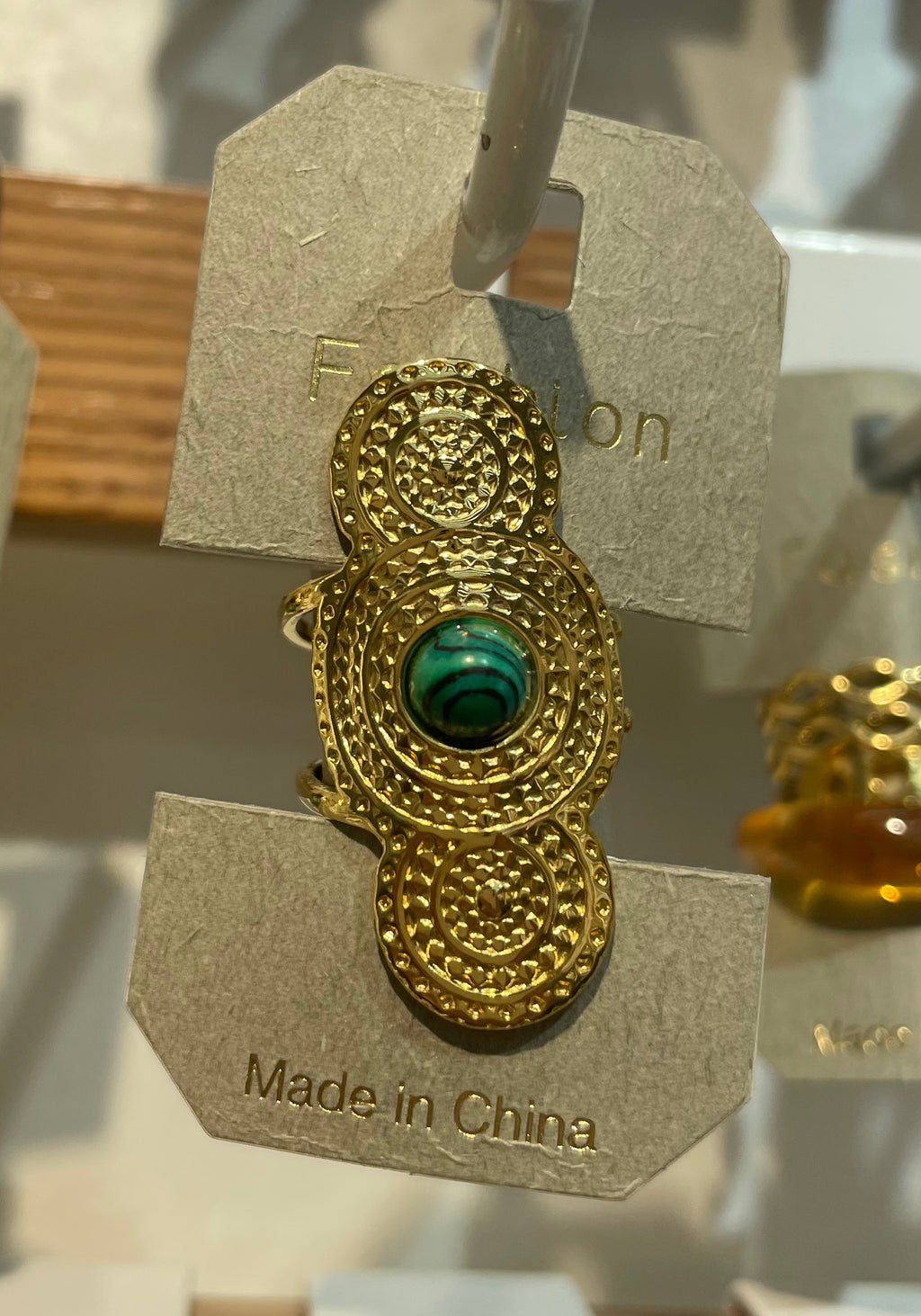 Green Stone Filigree Disc Ring - W1-0082