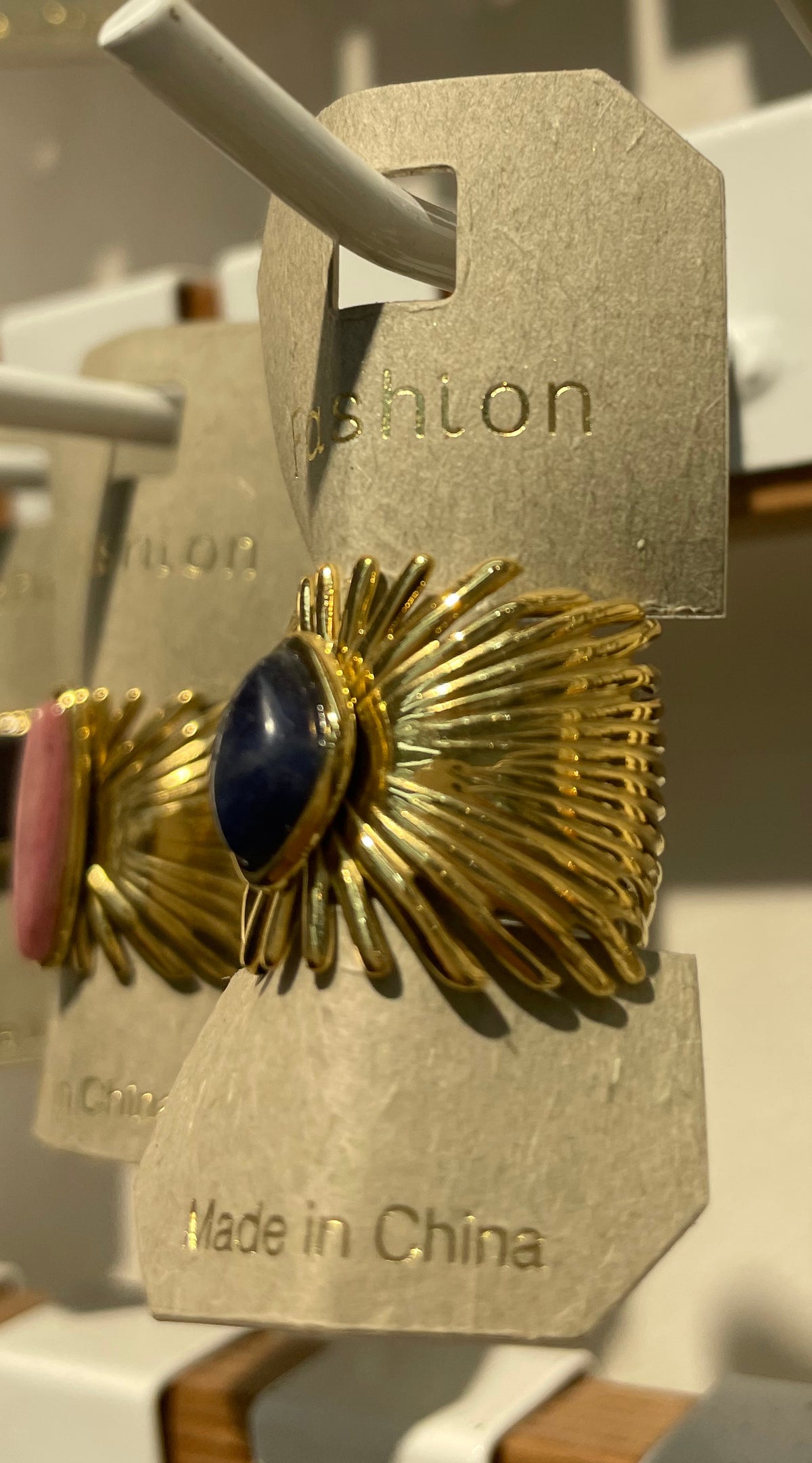 Blue Oval Sunburst Ring - W1-0103