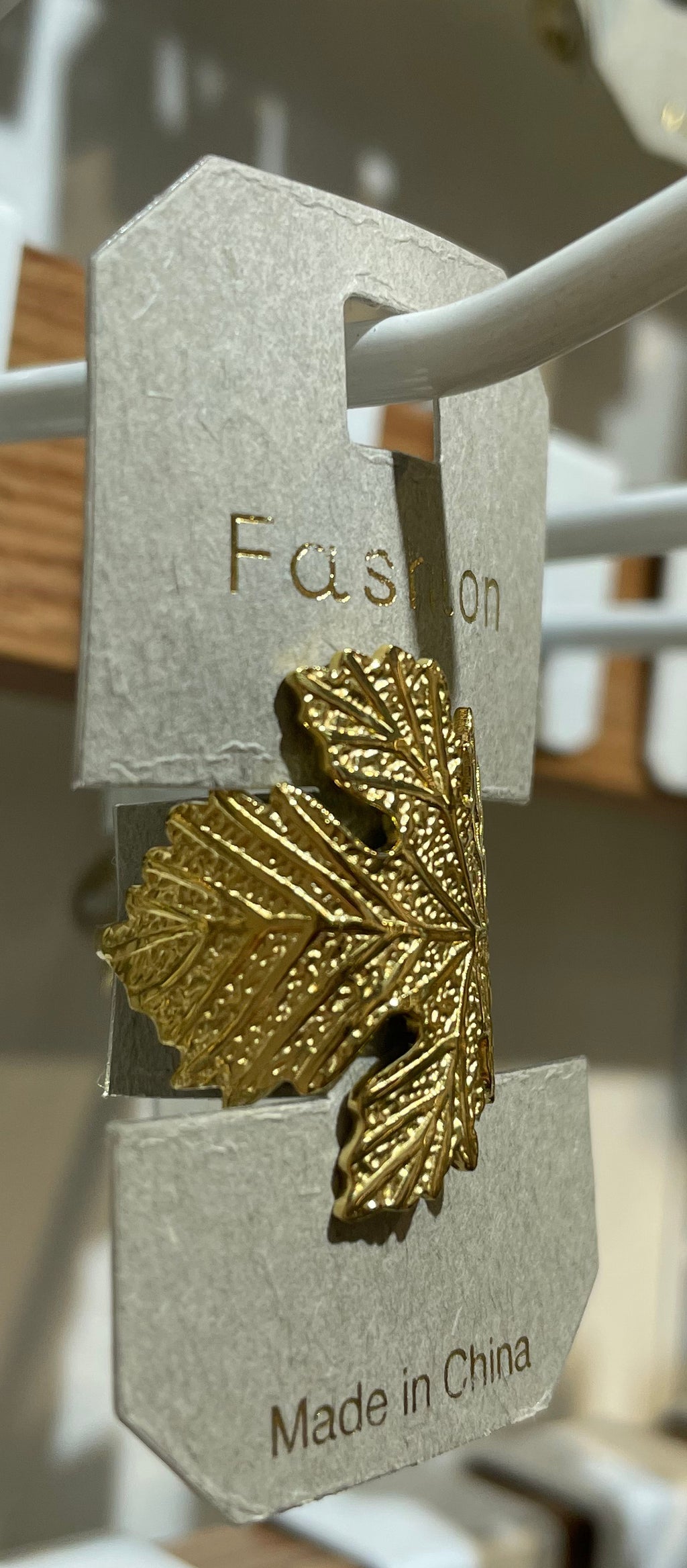 Textured Maple Leaf Ring - W1-0125