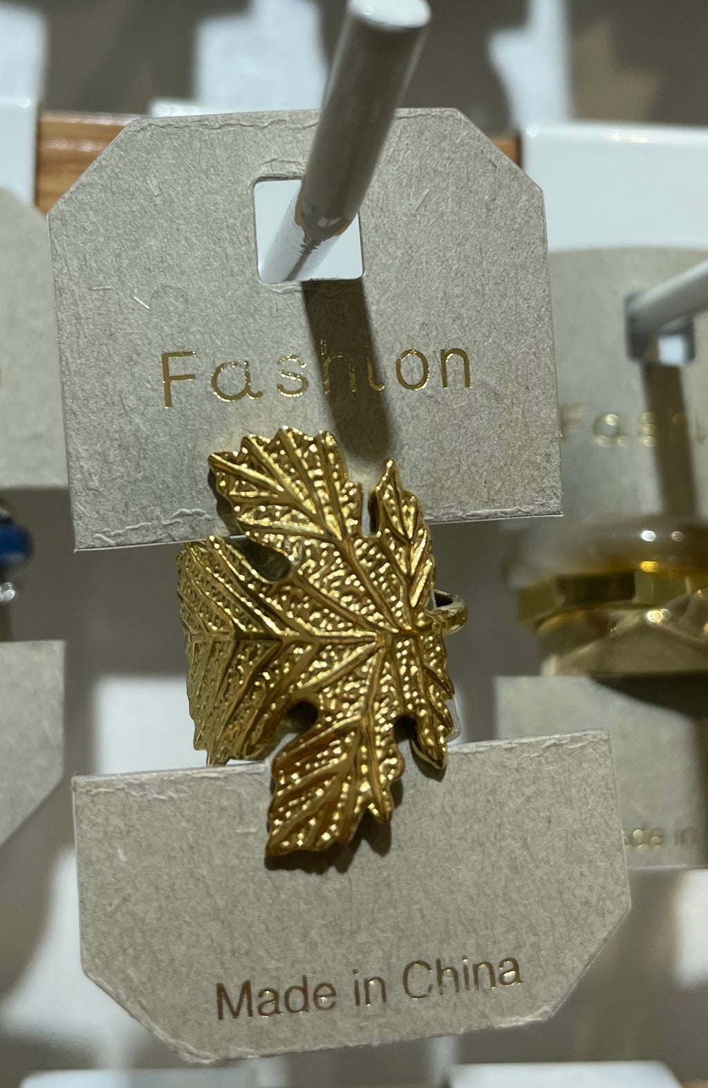 Textured Maple Leaf Ring - W1-0125