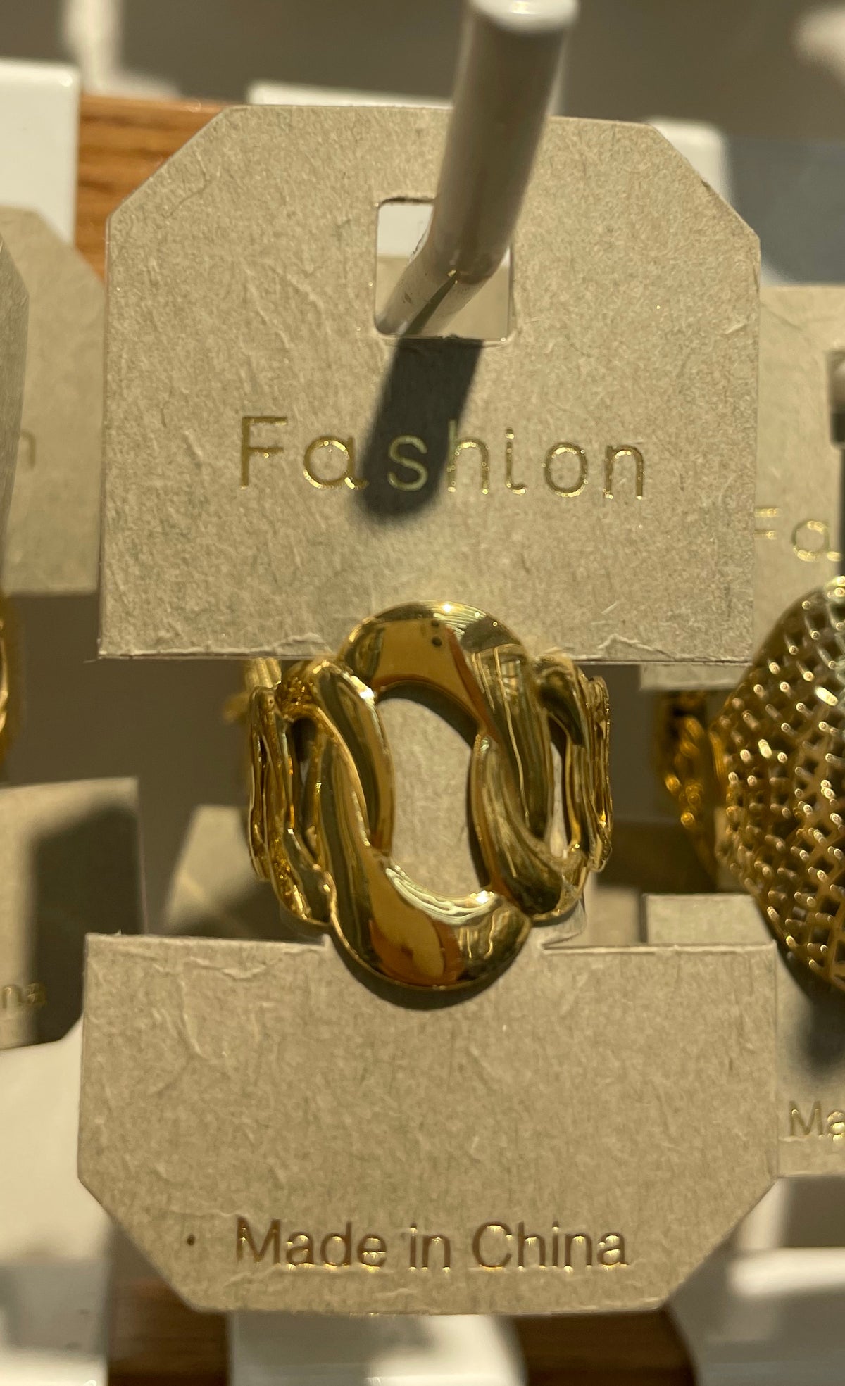 Textured Oval Link Ring - W1-0163