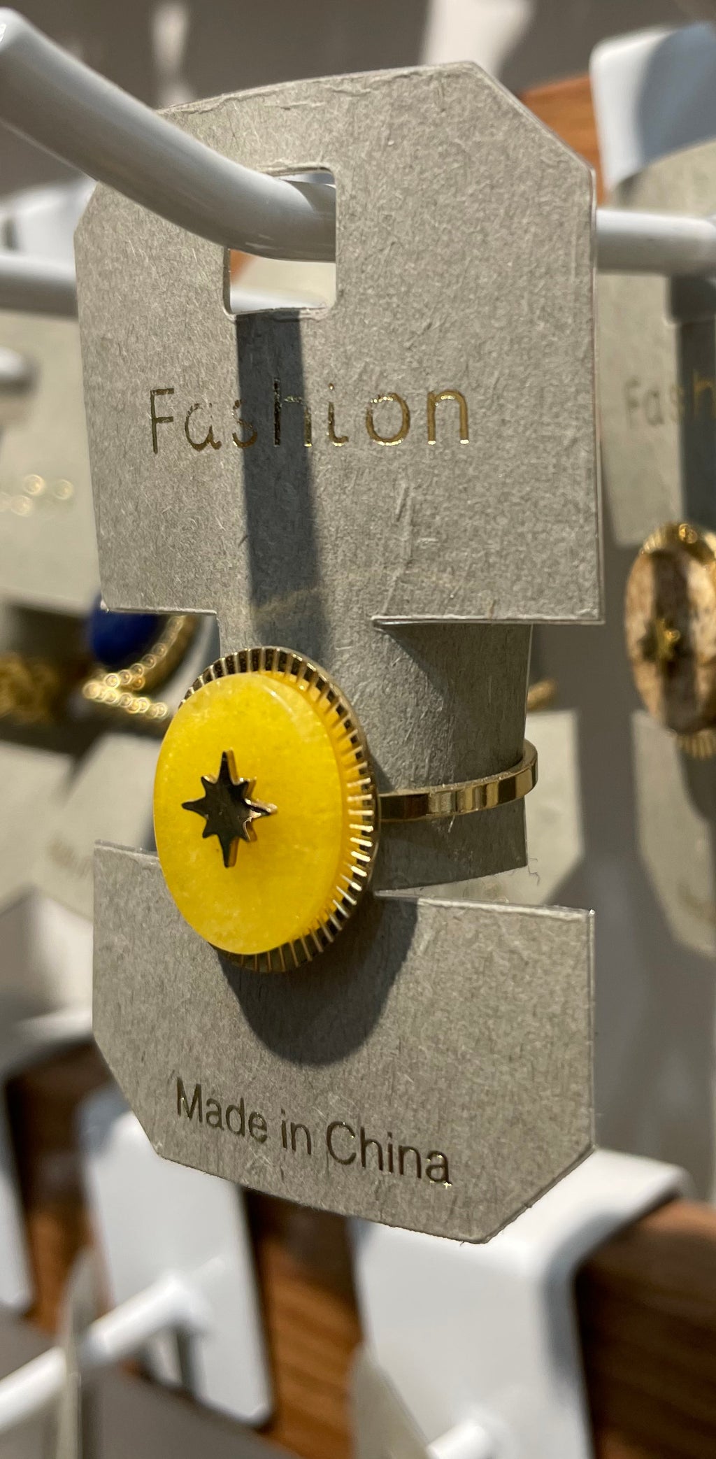 Yellow Oval Star Ring - W1-0227