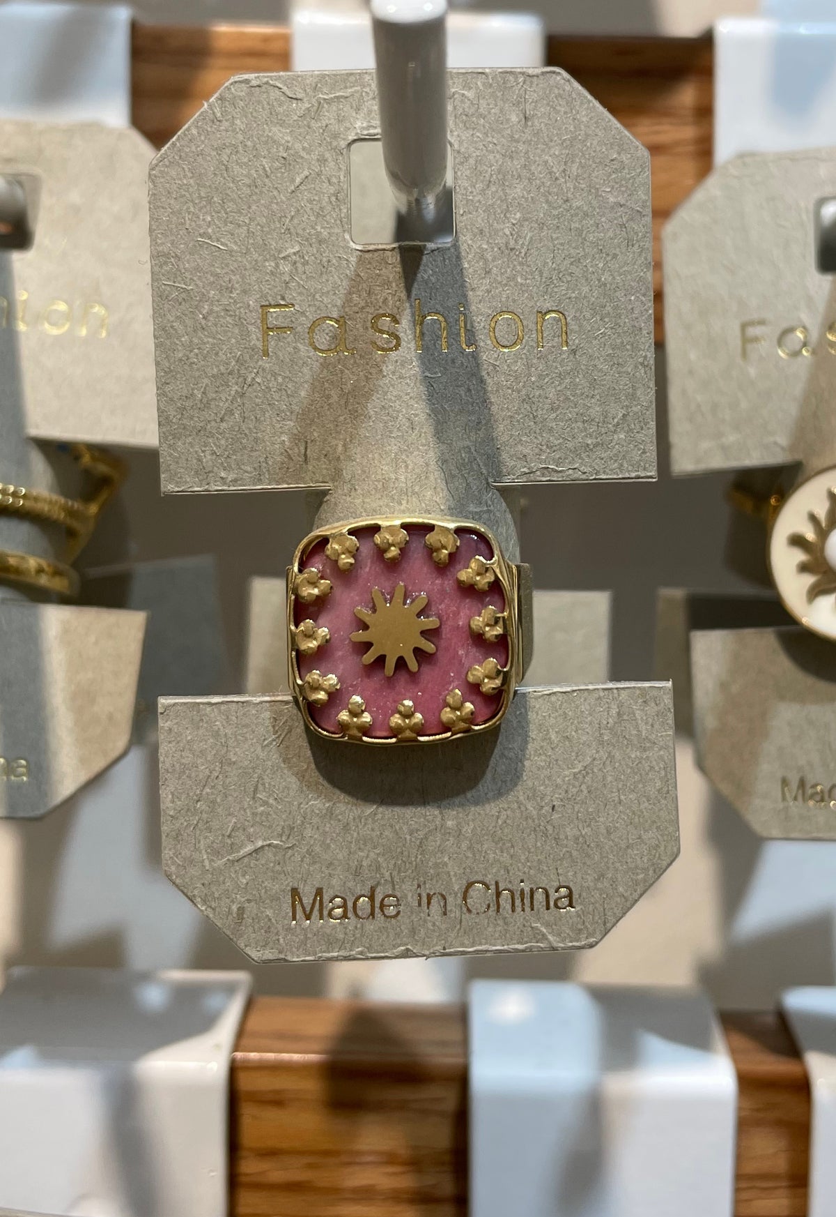 Pink Square Sunburst Ring - W1-0237