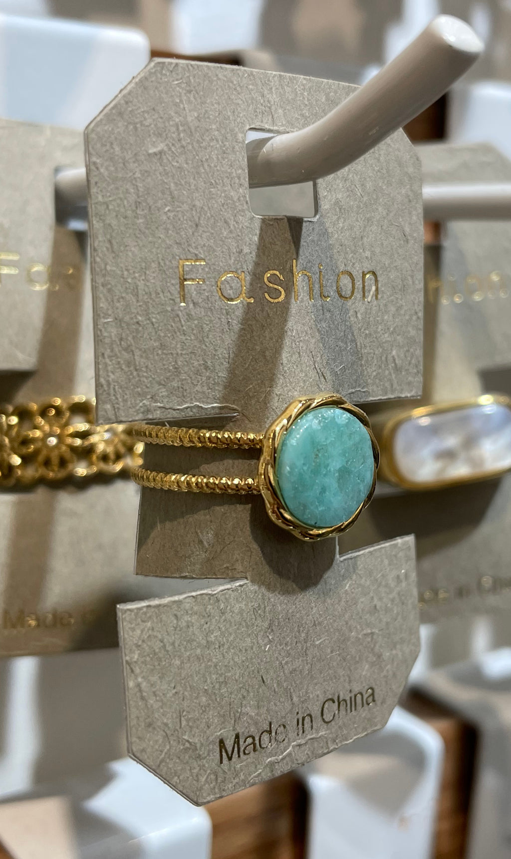 Round Turquoise Stone Ring - W1-0241
