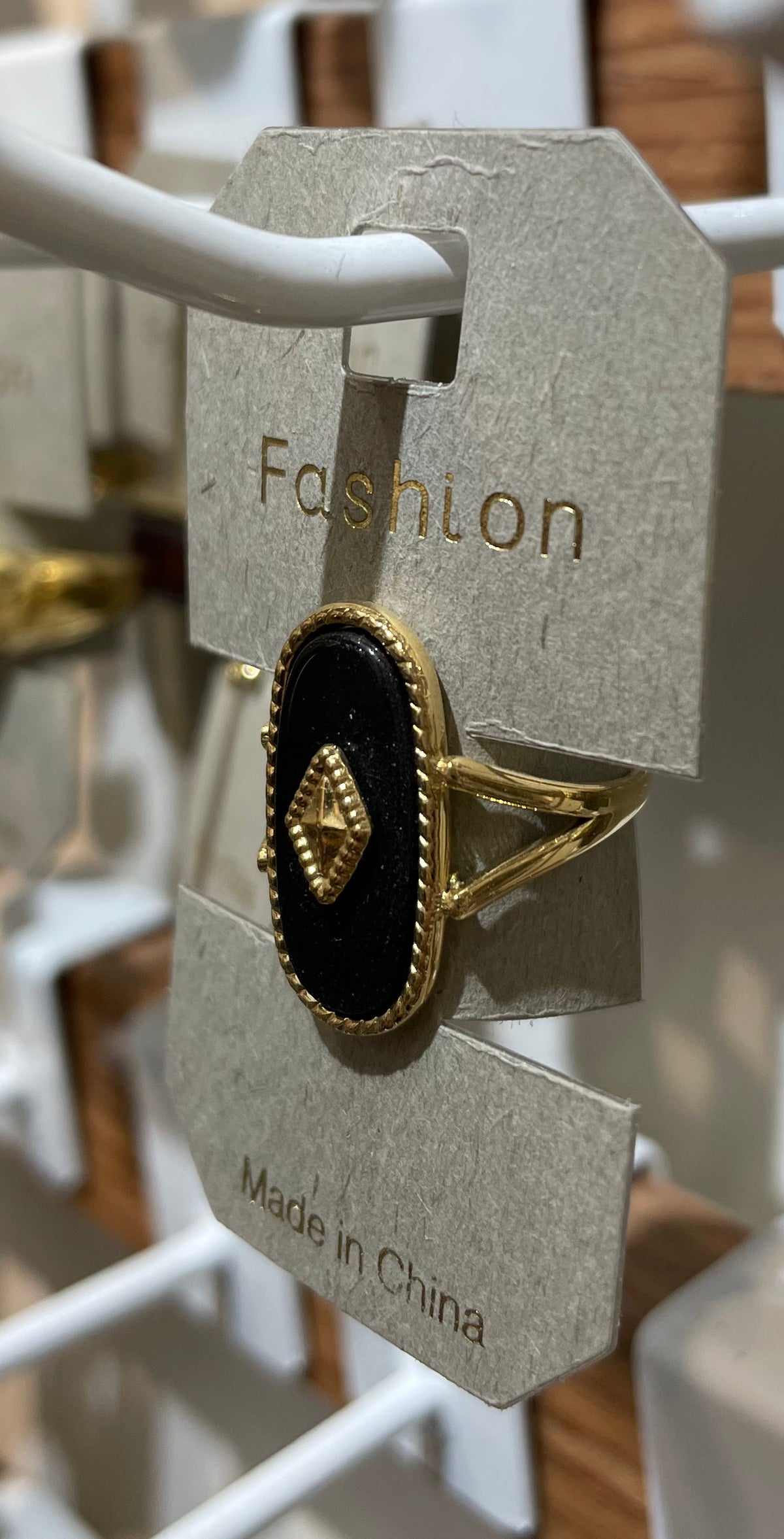 Black Oval Diamond Motif Ring - W1-0247