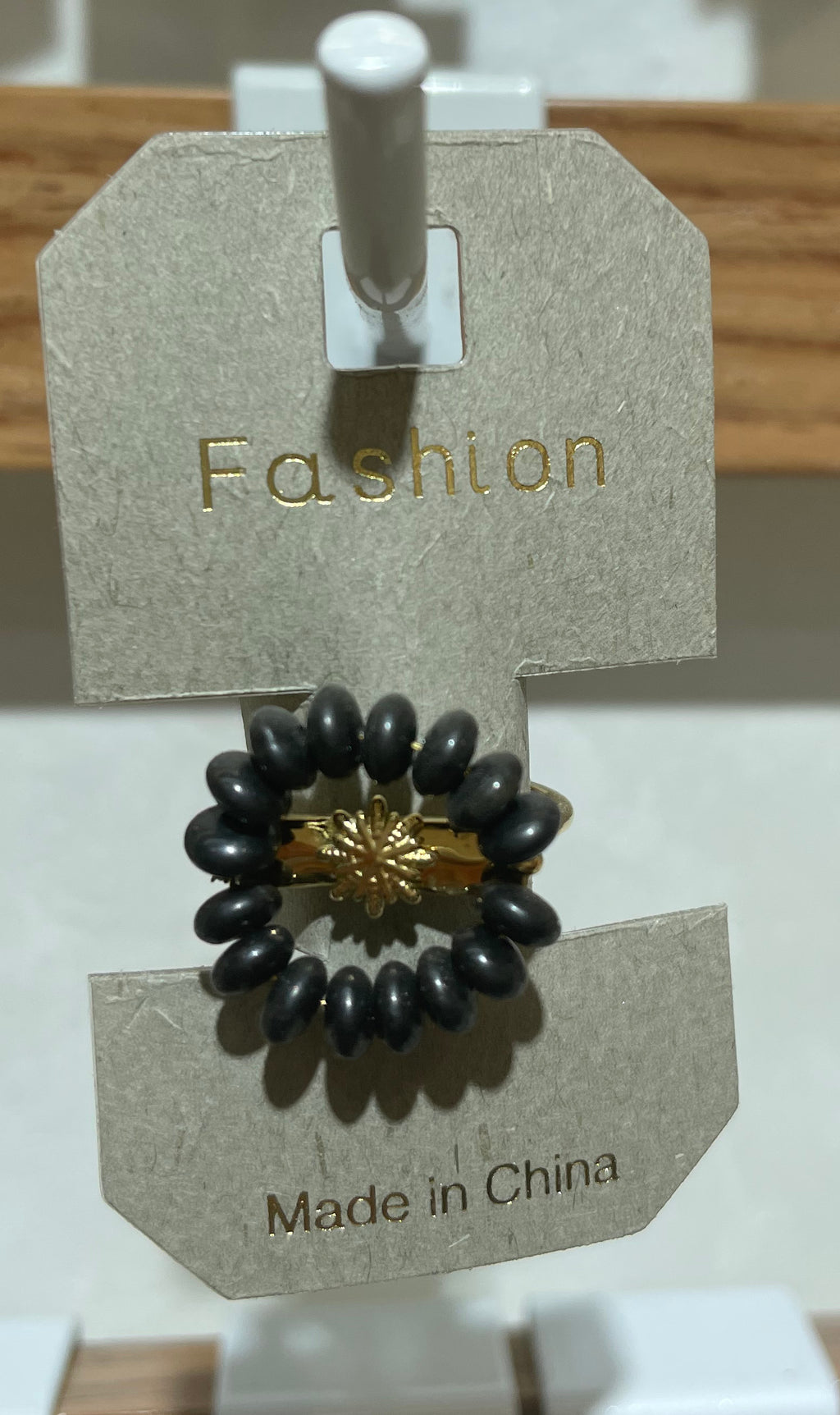 Black Bead Flower Ring - W1-0285