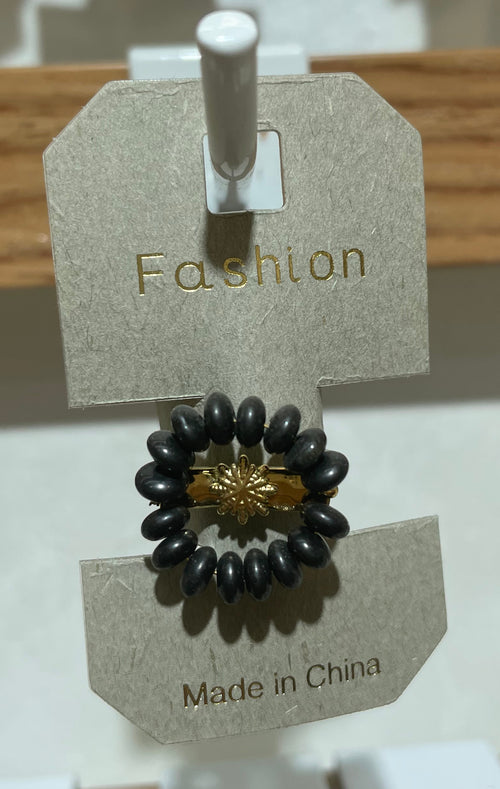 Black Bead Flower Ring - W1-0285