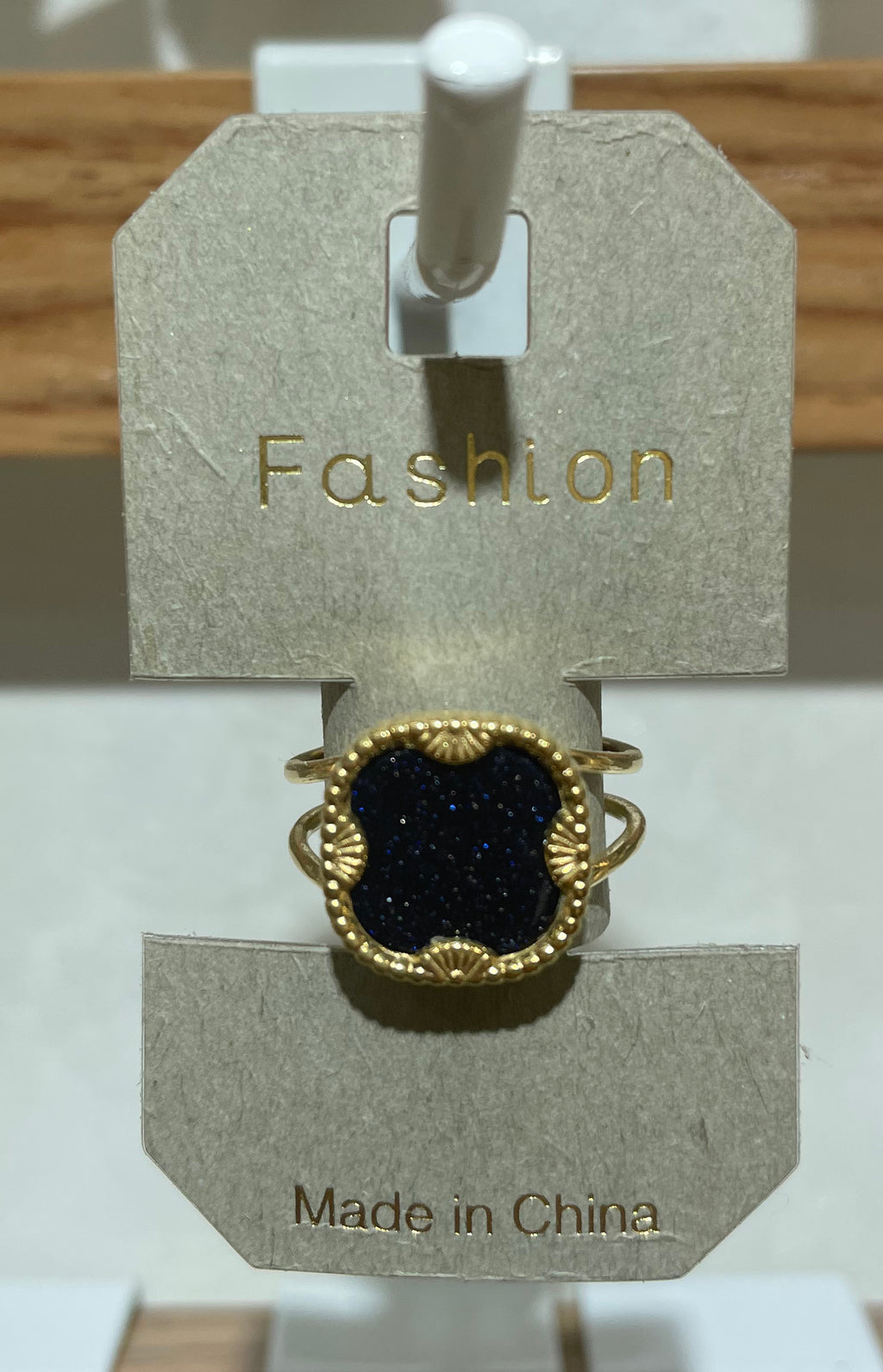 Black Glitter Clover Ring - W1-0289