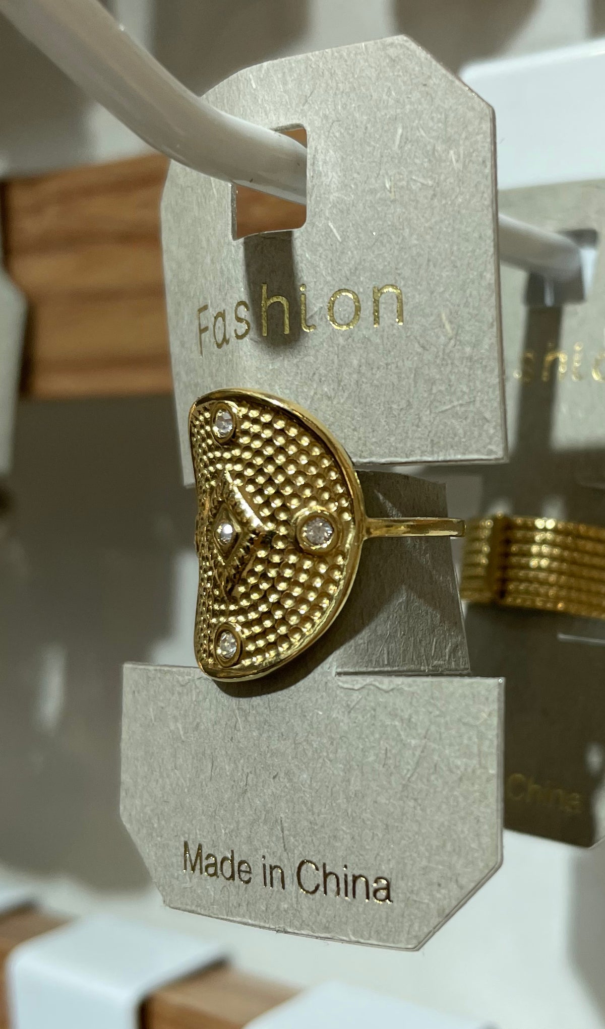 Textured Diamond Motif Ring - W1-0294