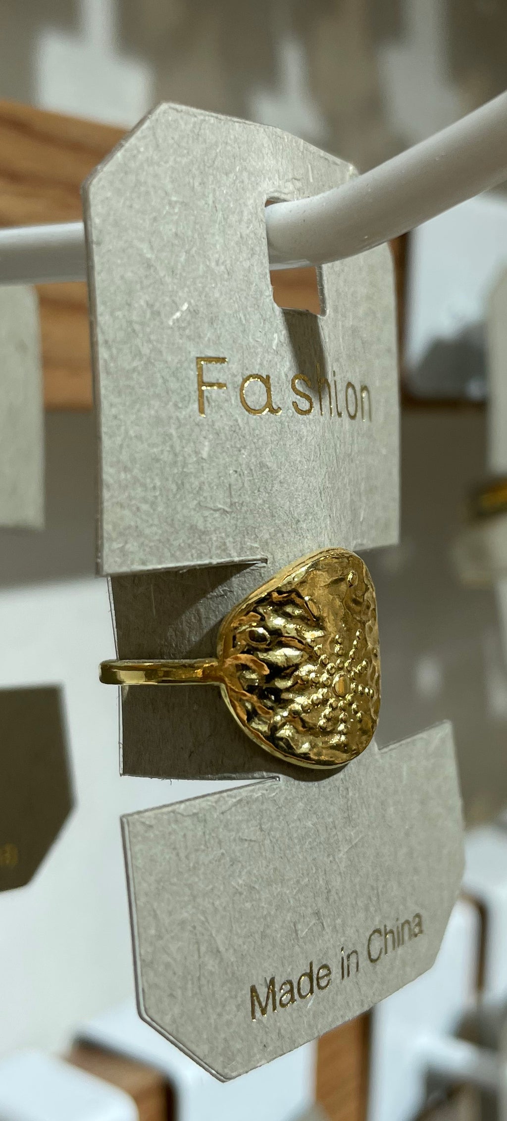 Textured Oval Medallion Ring - W1-0301