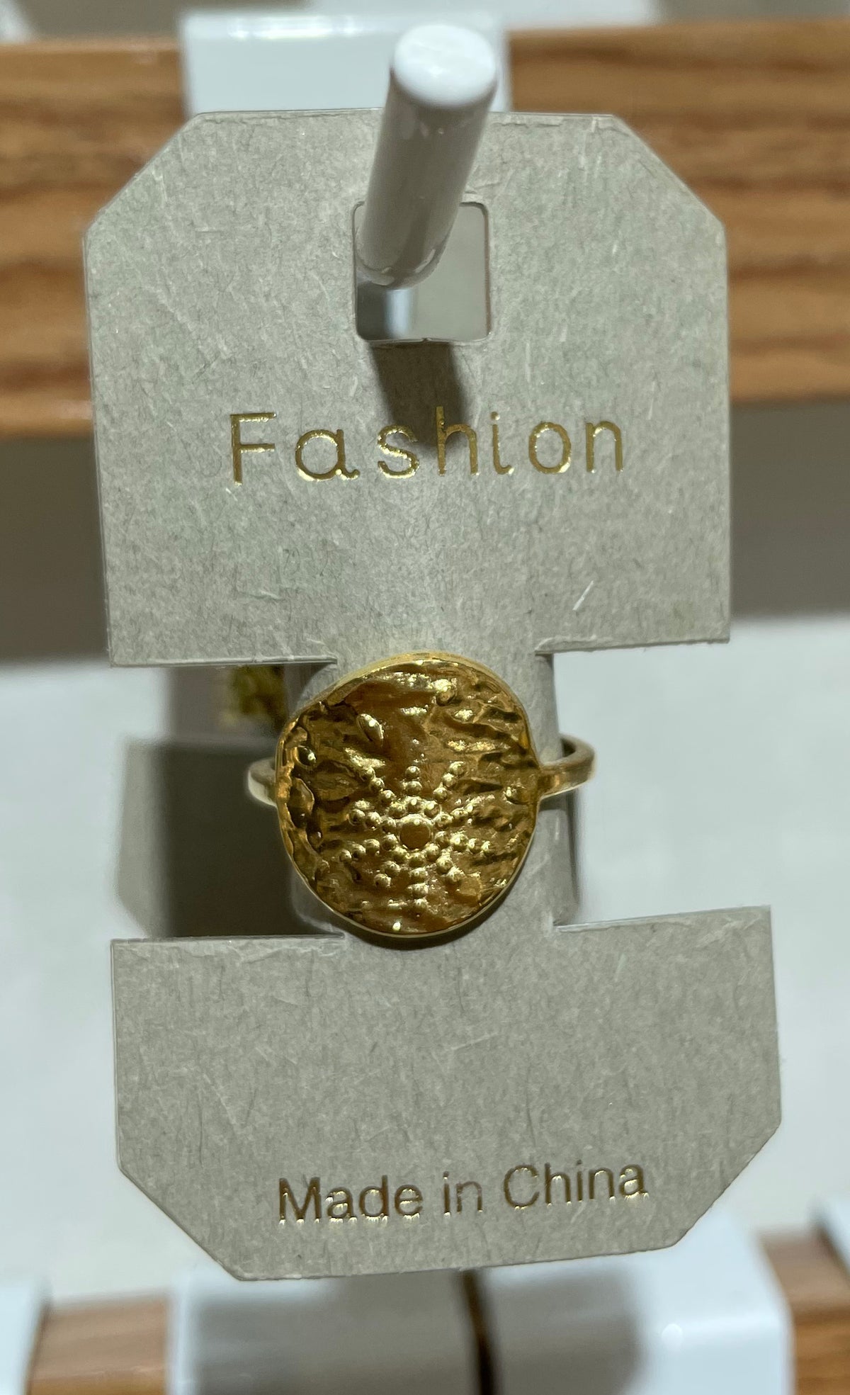 Textured Oval Medallion Ring - W1-0301