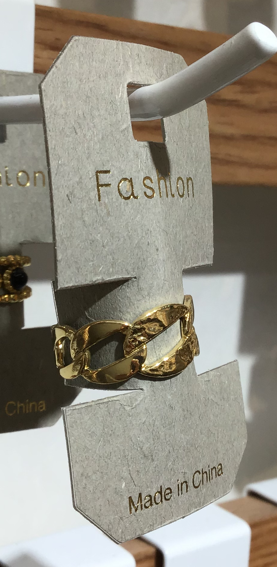 Textured Interlocking Oval Ring - W1-0319