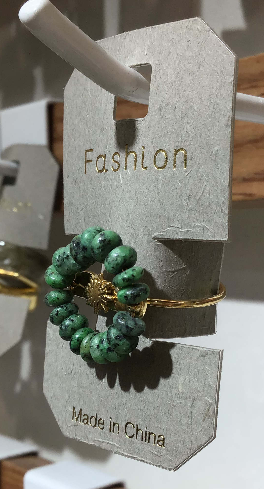 Green Beaded Flower Ring - W1-0335