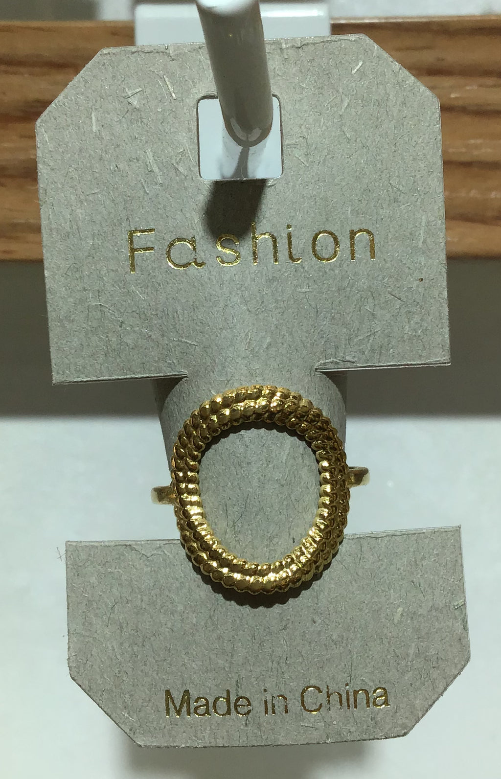 Rope Border Open Oval Ring - W1-0357
