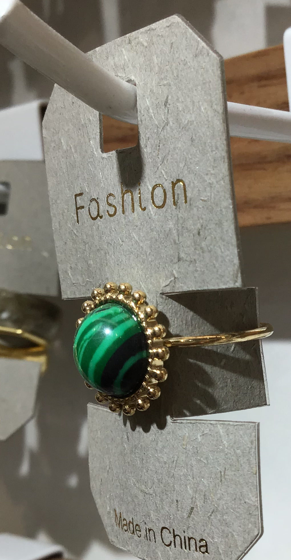Green Oval Sunburst Ring - W1-0365