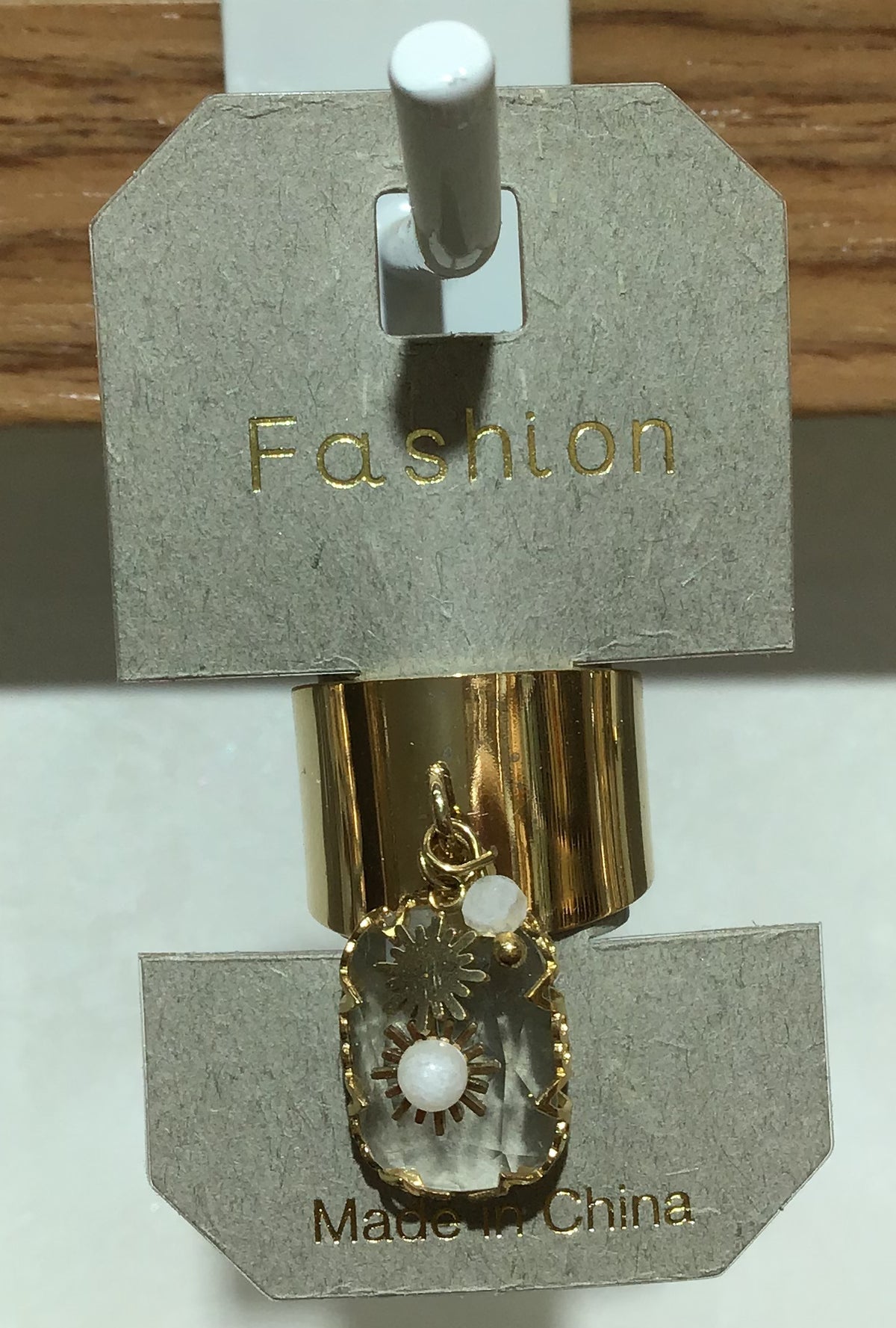 Dangling White Sun Medallion Ring - W1-0373