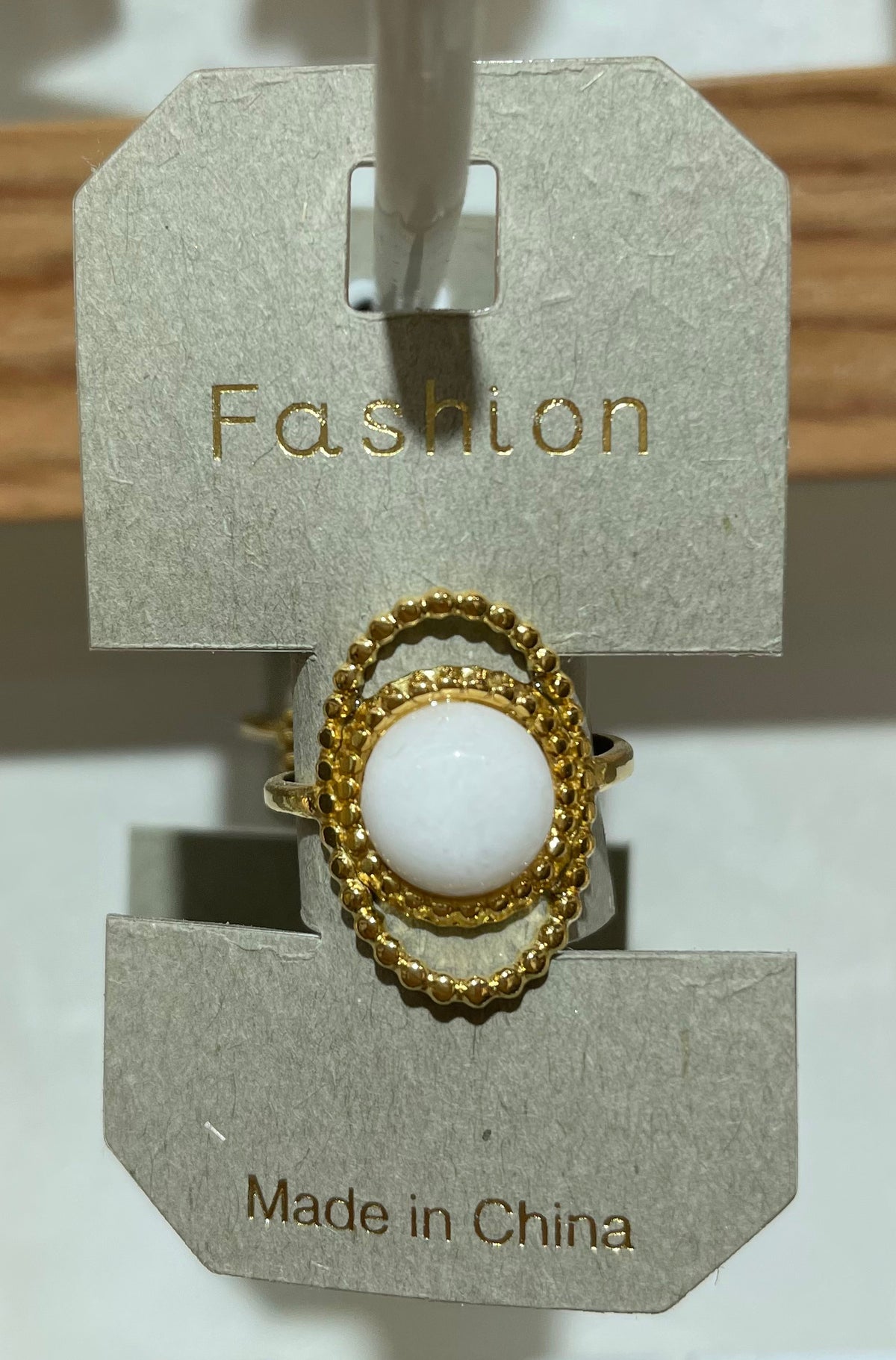 White Bead Oval Frame Ring - W1-0408