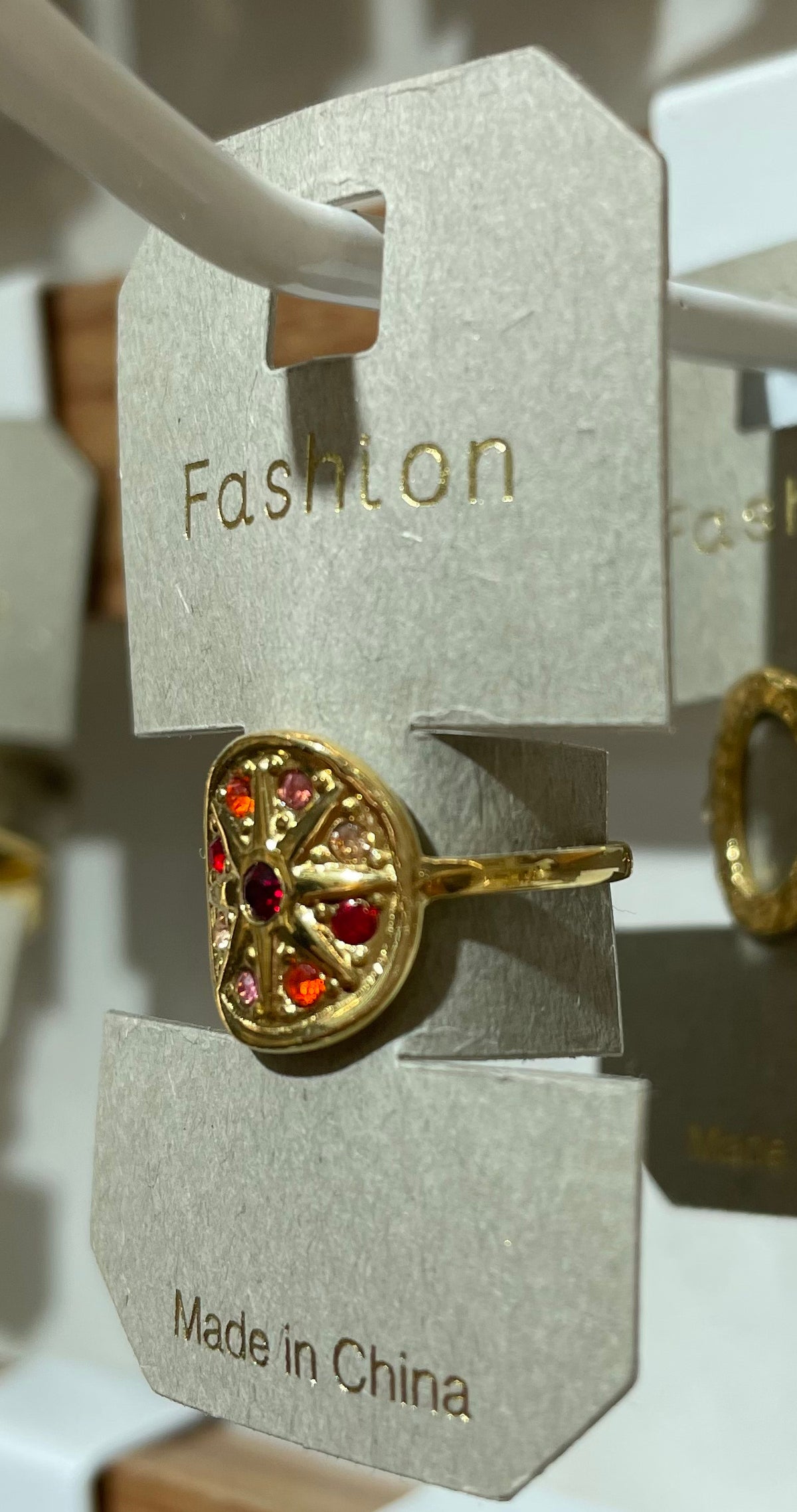 Red Radiant Eye Medallion Ring - W1-0423