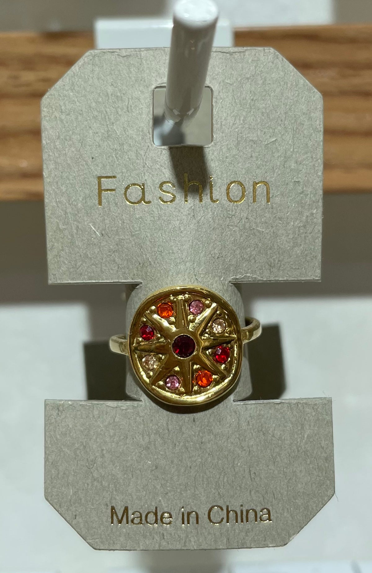 Red Radiant Eye Medallion Ring - W1-0423