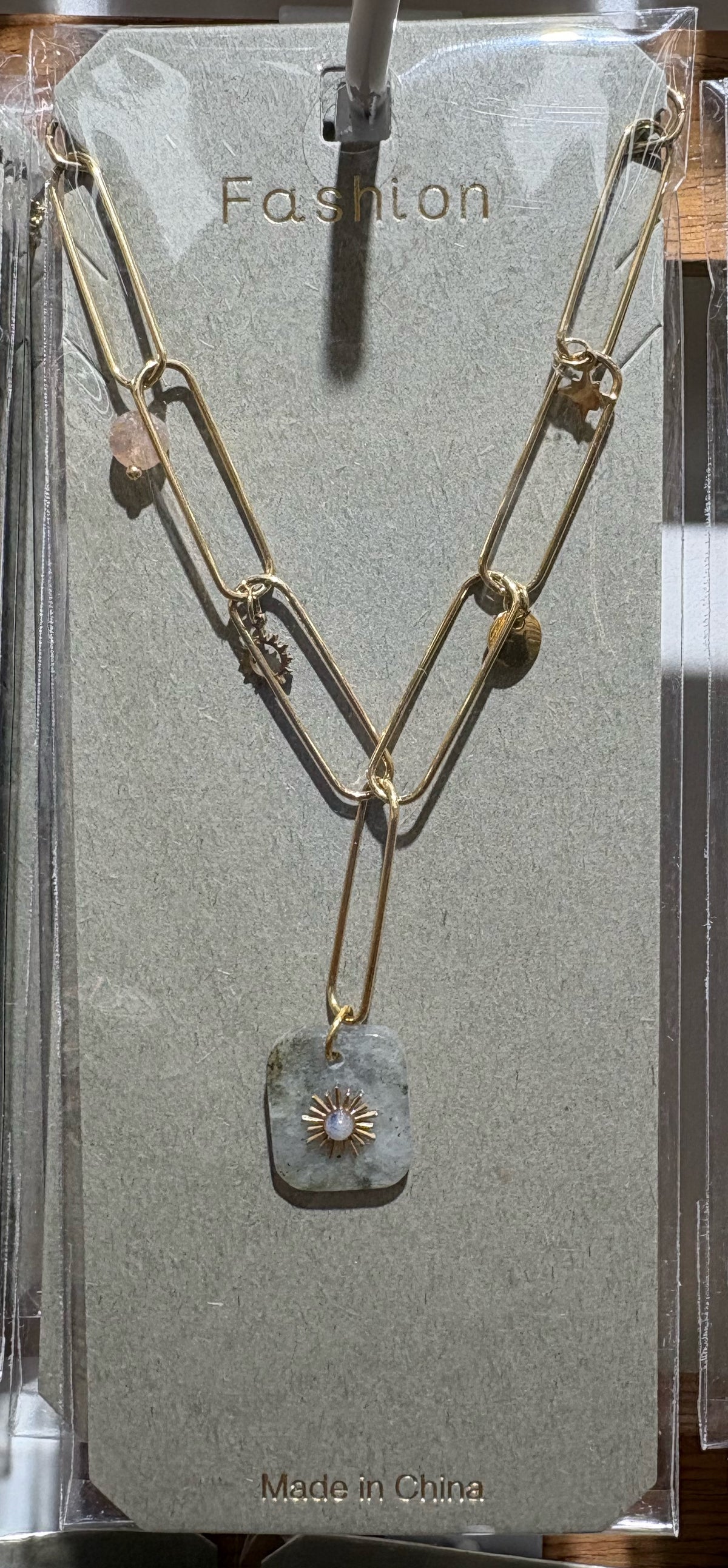 Layered Flower Pendant Necklace - W14-0031