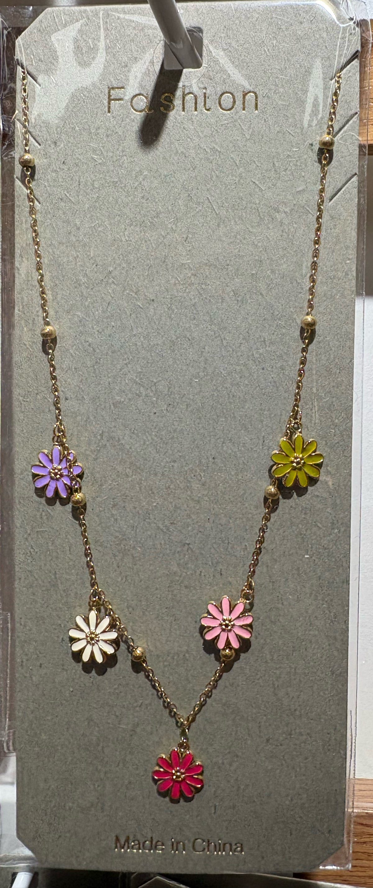 Colorful Daisy Station Necklace - W14-0100