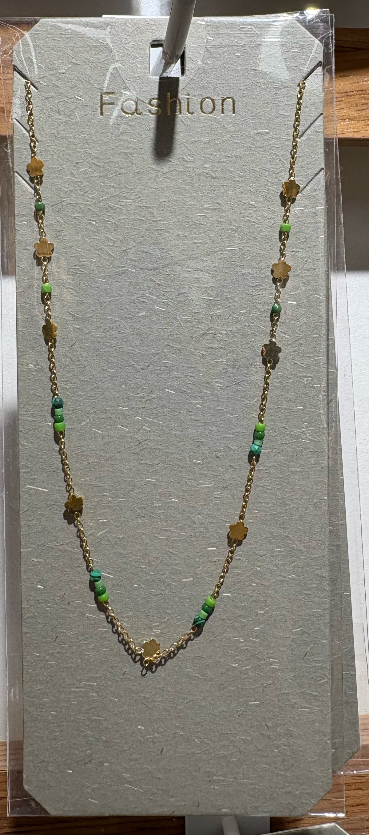 Green Bead Clover Station Necklace - W14-0157