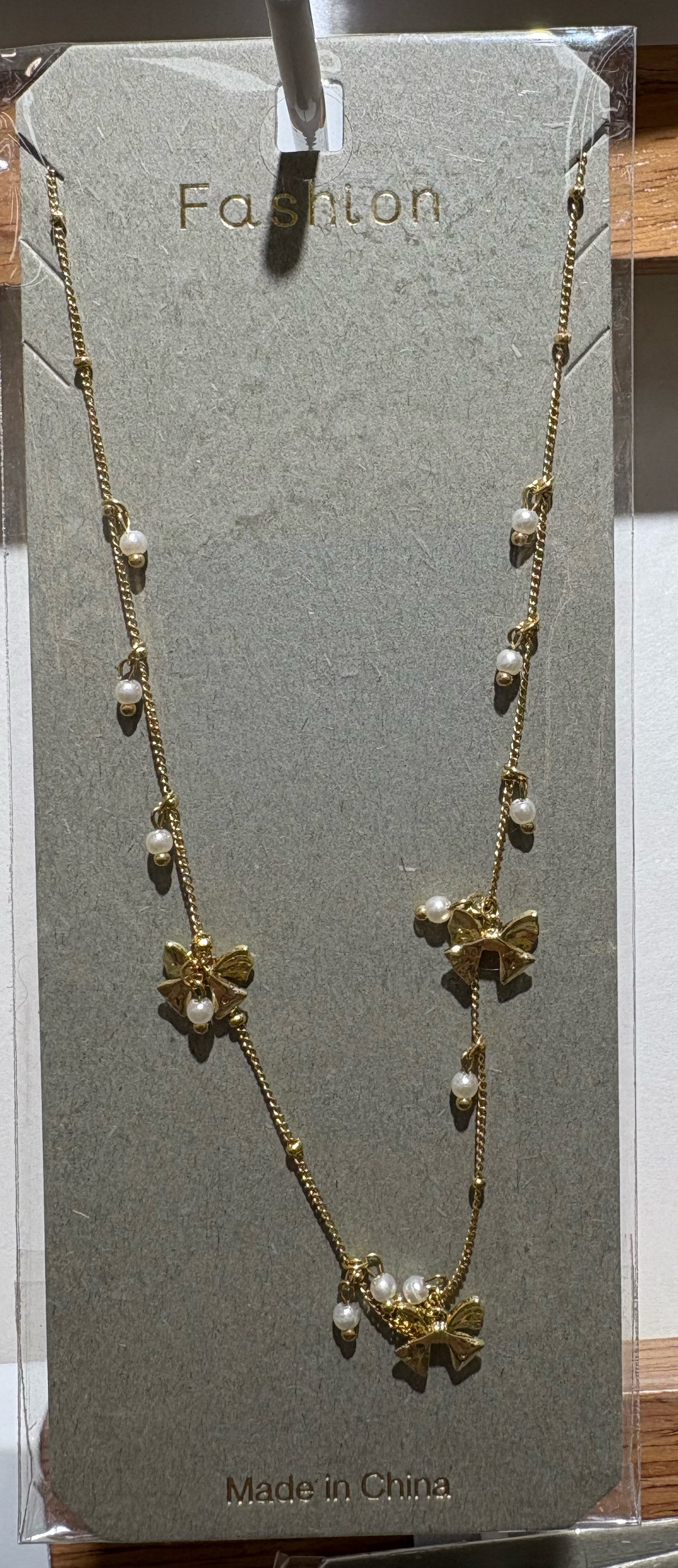 Pearl-Style Bow Chain Necklace - W14-0176