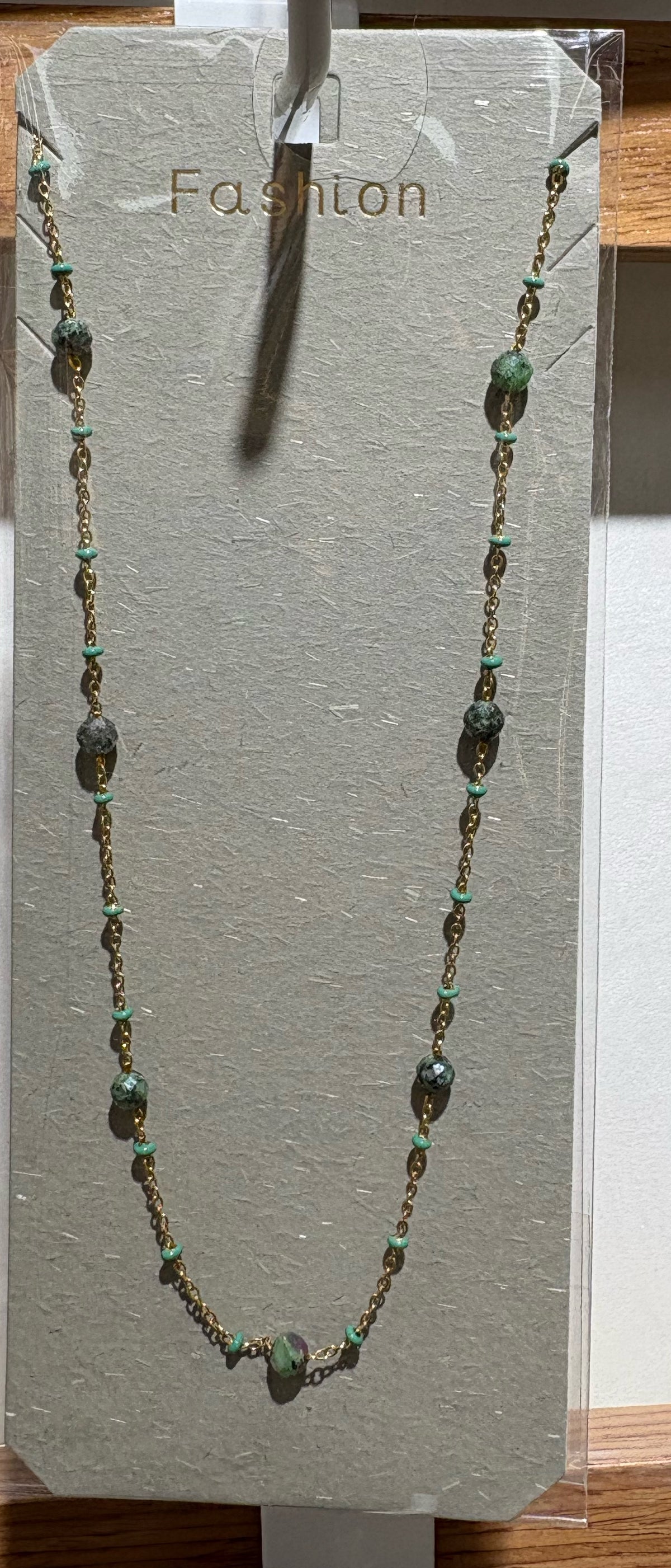 Green Bead Charm Chain Necklace - W14-0262