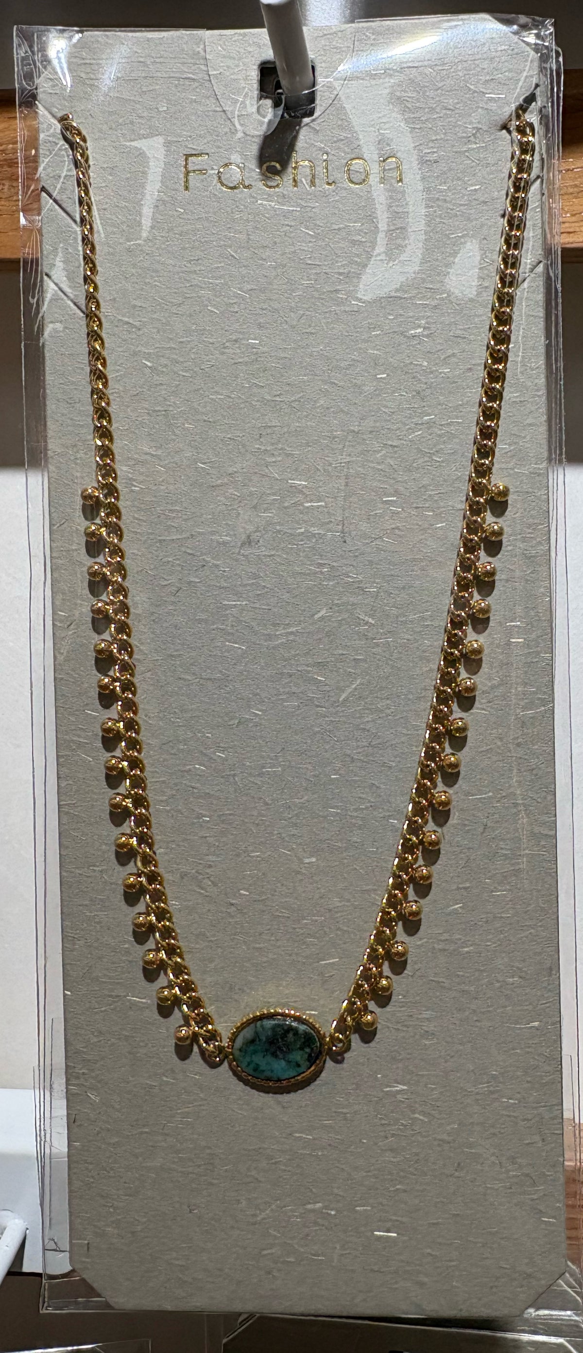 Green Oval Center Chain Necklace - W14-0303