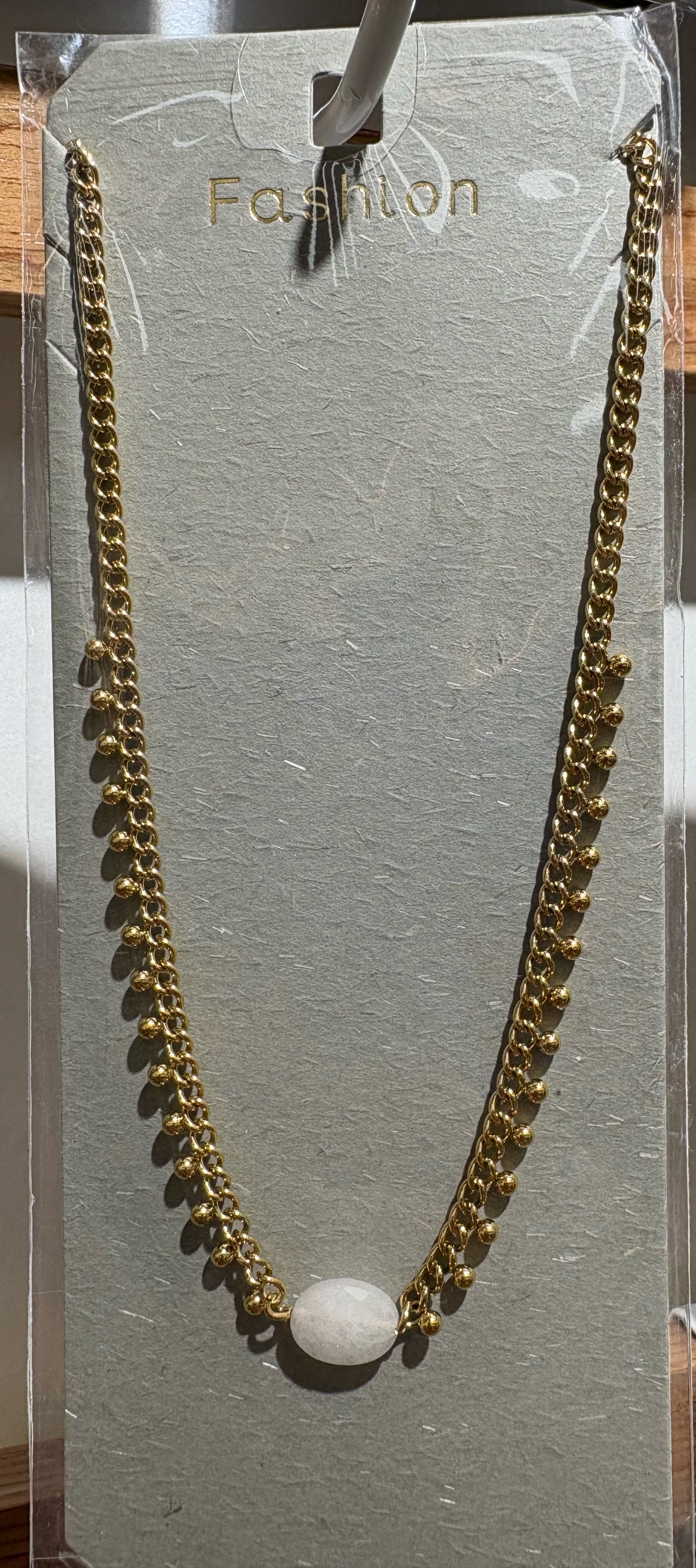 White Round Center Chain Necklace - W14-0305
